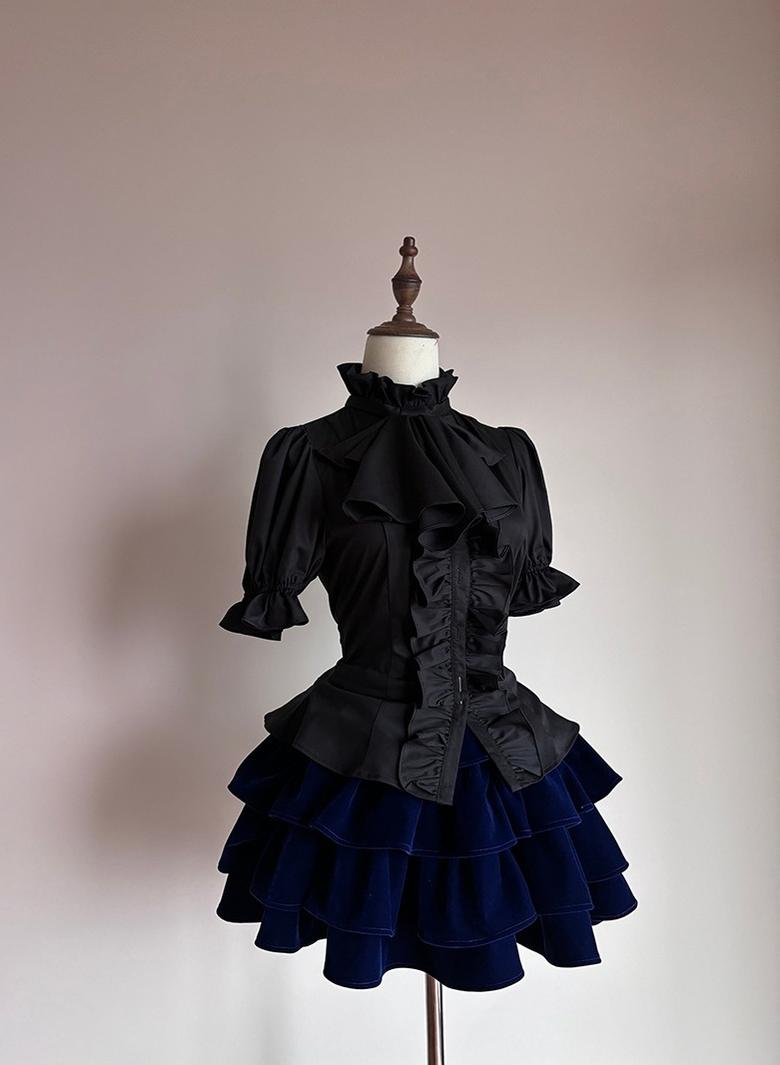 FlowerFairyDaily - Trace Night - Gothic Lolita Short-sleeved Shirt with Adjustable Waist