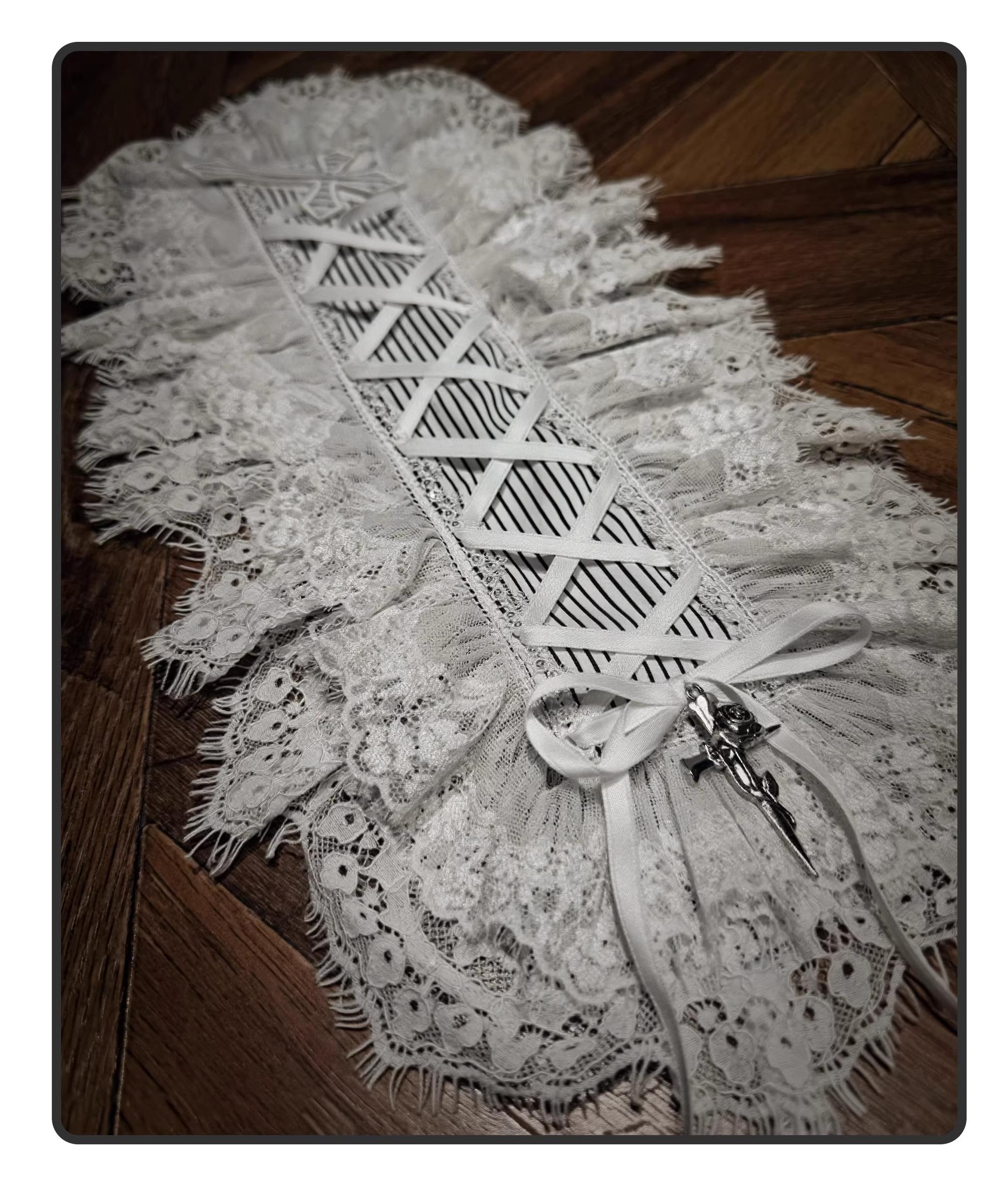 Susin Lolita - Striped Cross - Gothic Coordinated Lolita Set, Adjustable Blouse & Skirt (L M S XL) 43331:773968