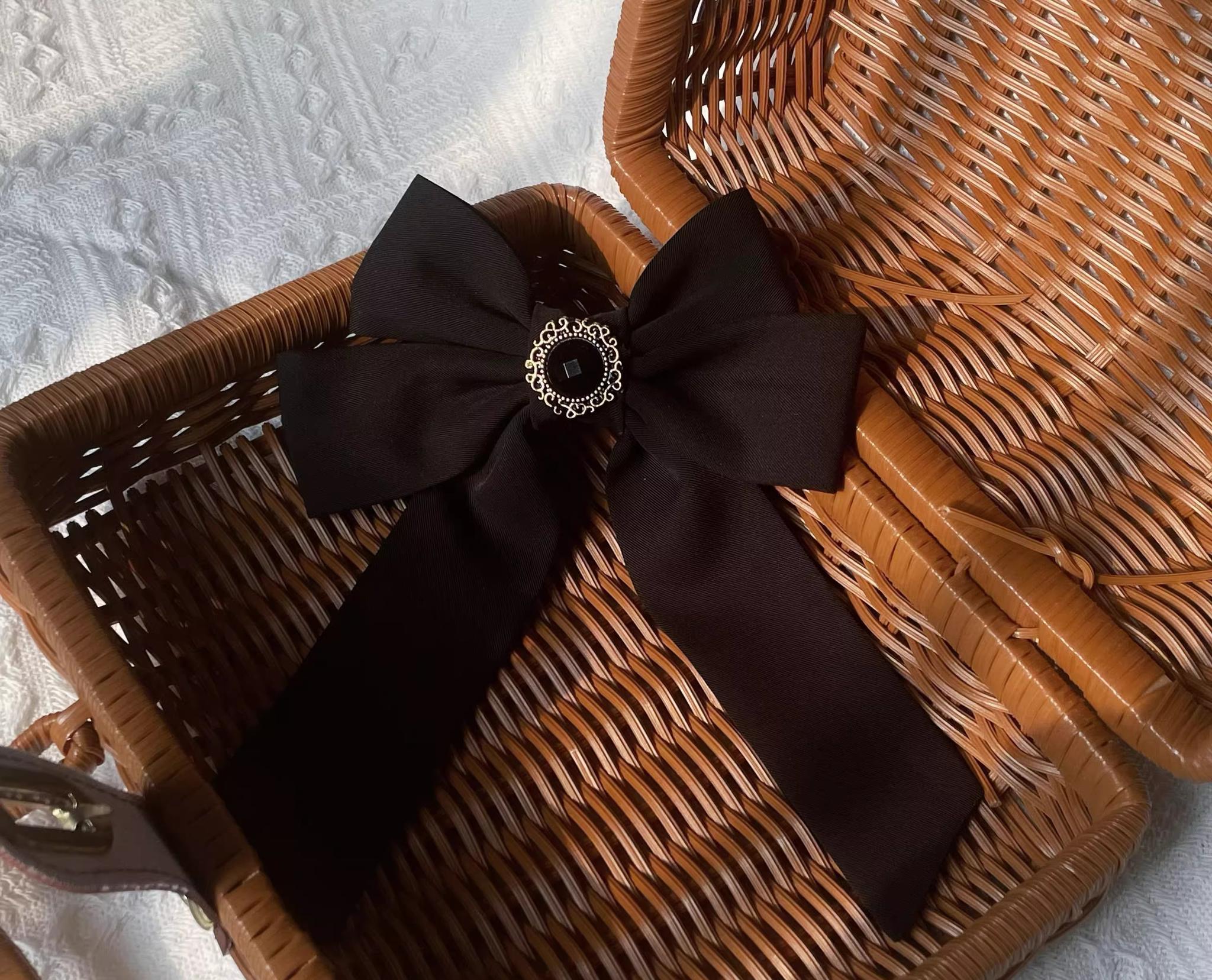 Uncle's Workshop - Daily Lolita Shirt Winter Shirts S black bow tie on the neck