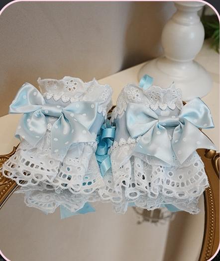 Maiden's Heart Knot - Old School Lolita Polka Dot Bow Accessories with Ruffles Blue A Pair of Cuffs