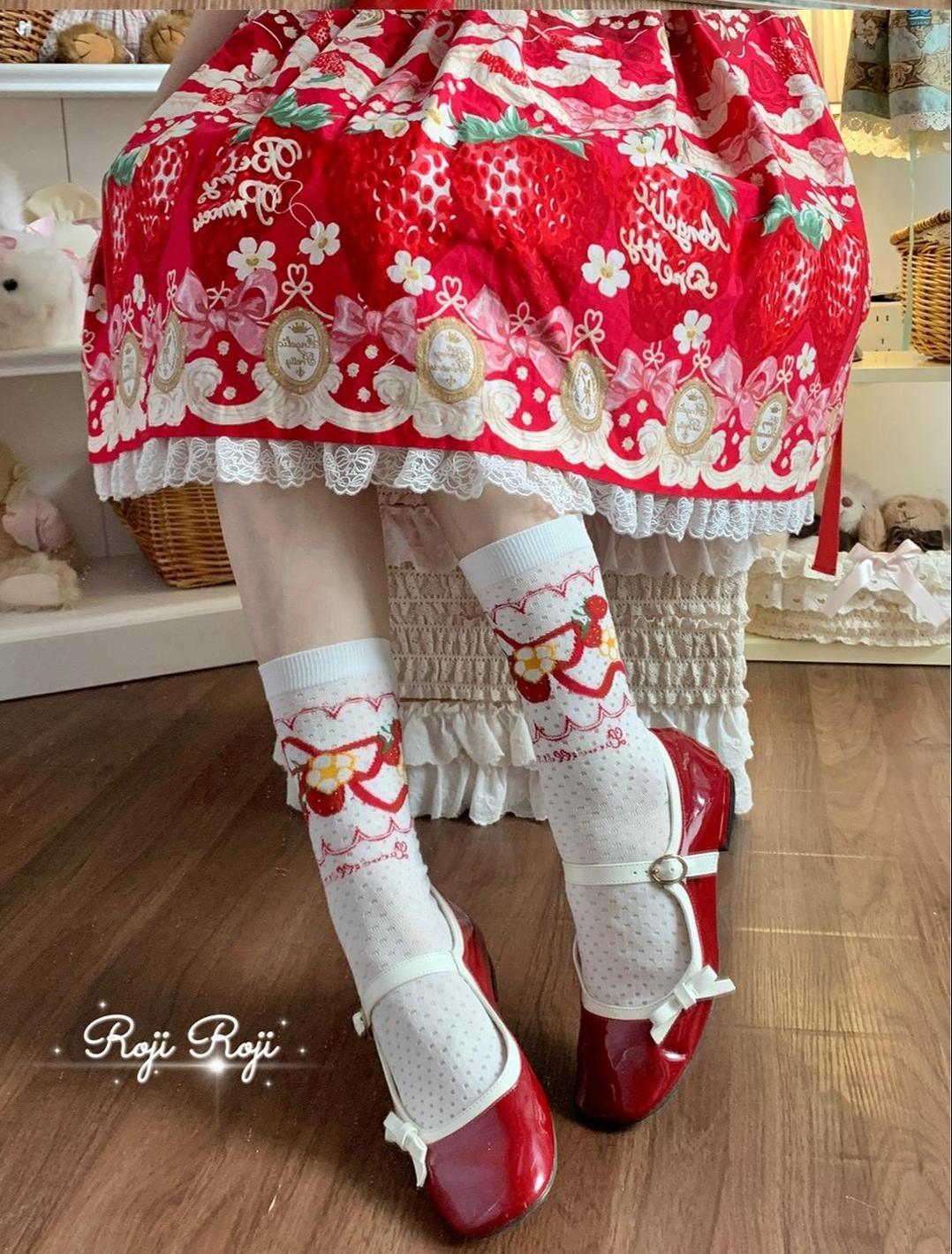 Roji Roji - Sweet Lolita Socks, Strawberry Print 43768:785094