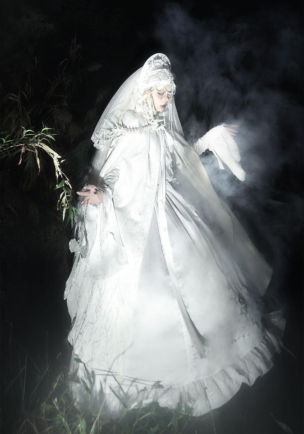 ZJstory~Gothic Lolita Cape Long-sleeved Shawl with Detachable Hood 42129:734121