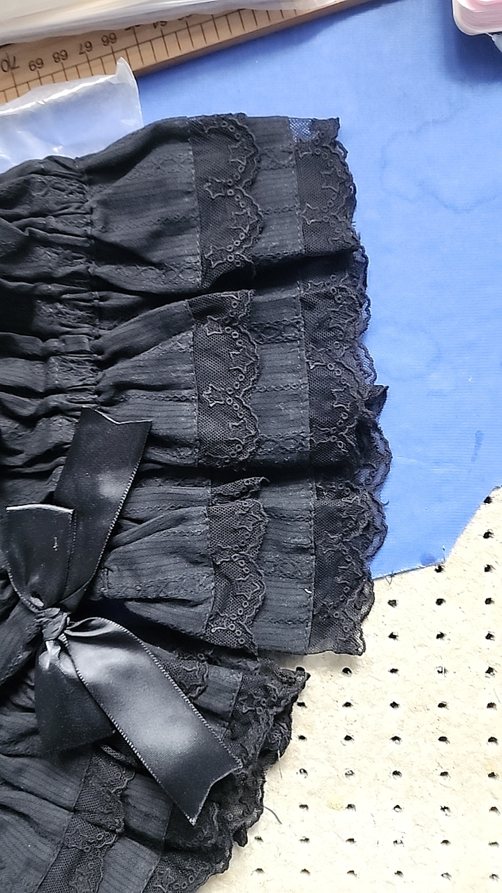WangYan&SumStar - Sweet Lolita Bloomers Pure Cotton Shorts Leggings Total length 60 cm Black with black lace
