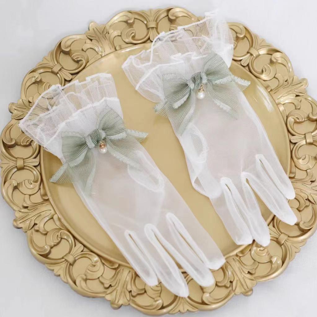 Xiaogui - Elegant Lolita Bow Gloves Retro Lolita Lace Glove One Size bean green