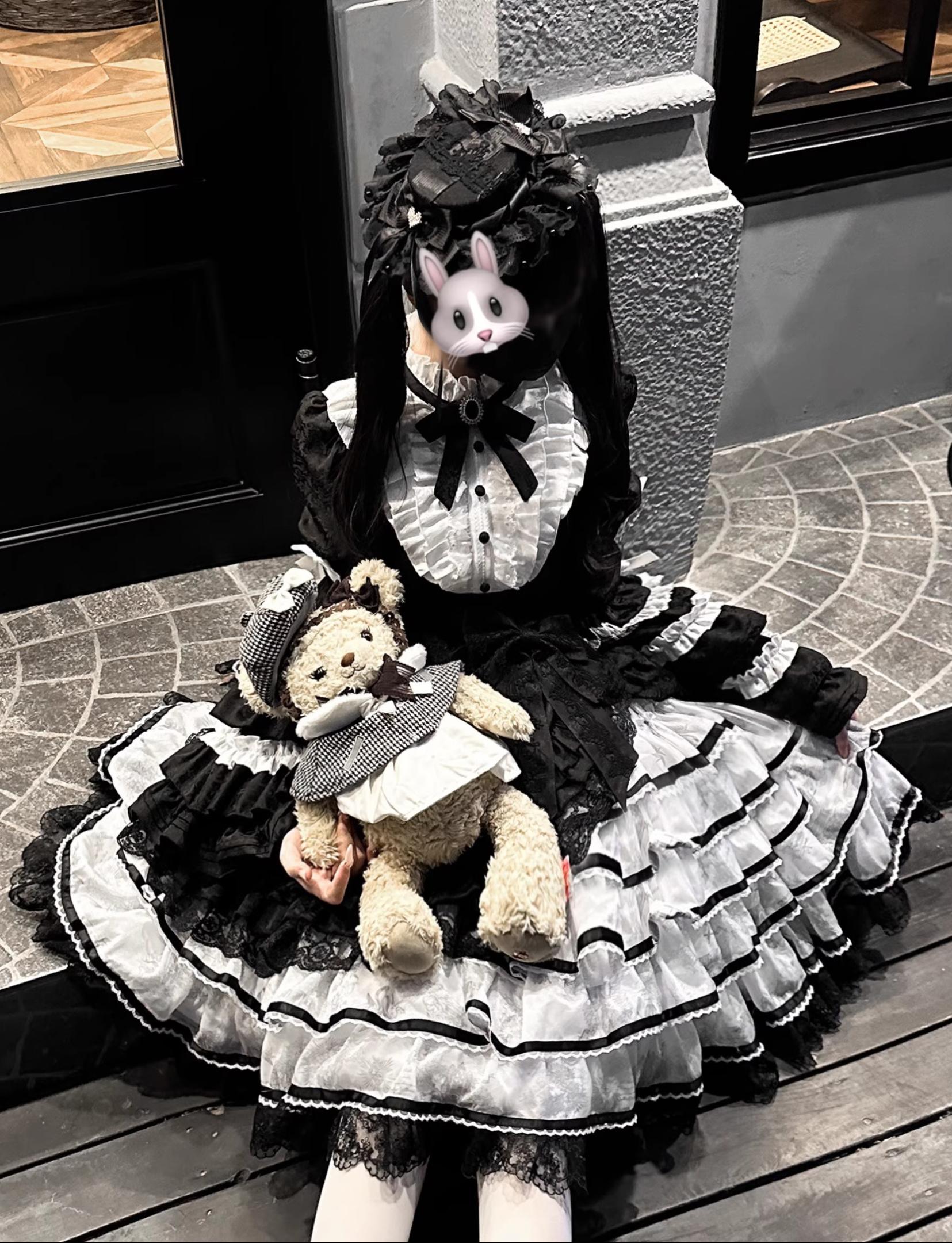 Buling Moon - Solo Puppet - Sweet Lolita OP Dress with Princess Long Sleeves Black OP + top hat S