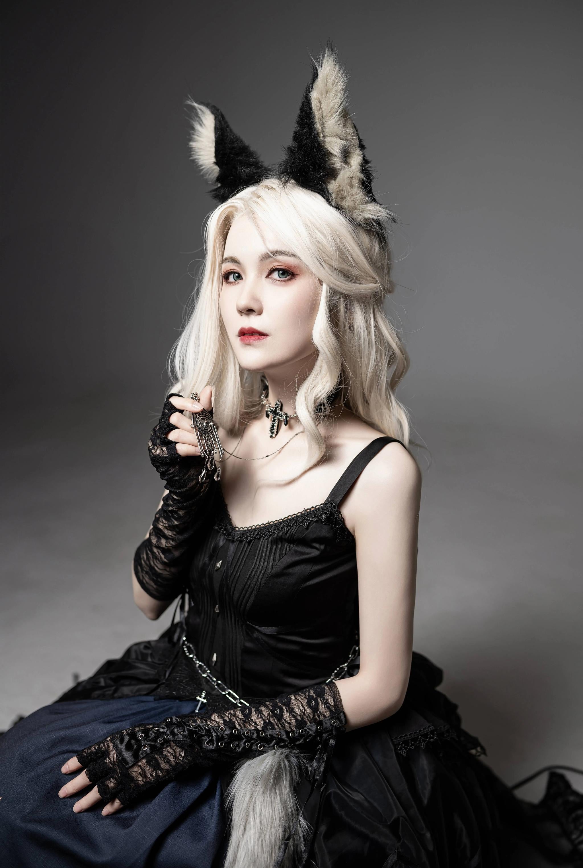 Wuyuzhe - Wolf Hunter - Gothic Lolita SK Set Halter Overskirt Cape Vest