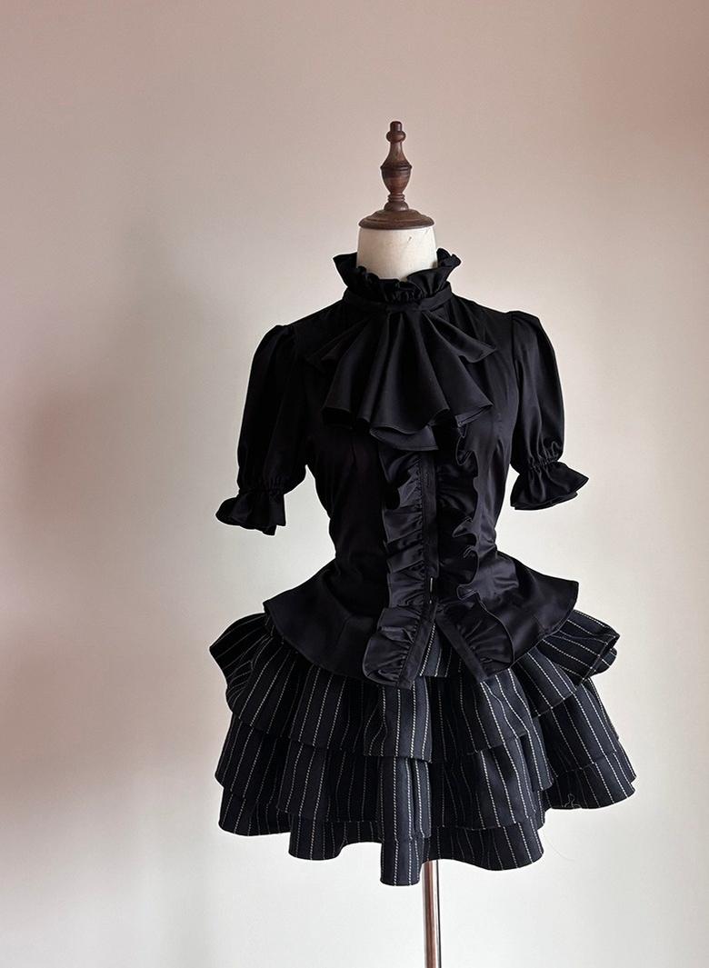 FlowerFairyDaily - Trace Night - Gothic Lolita Short-sleeved Shirt with Adjustable Waist Black S