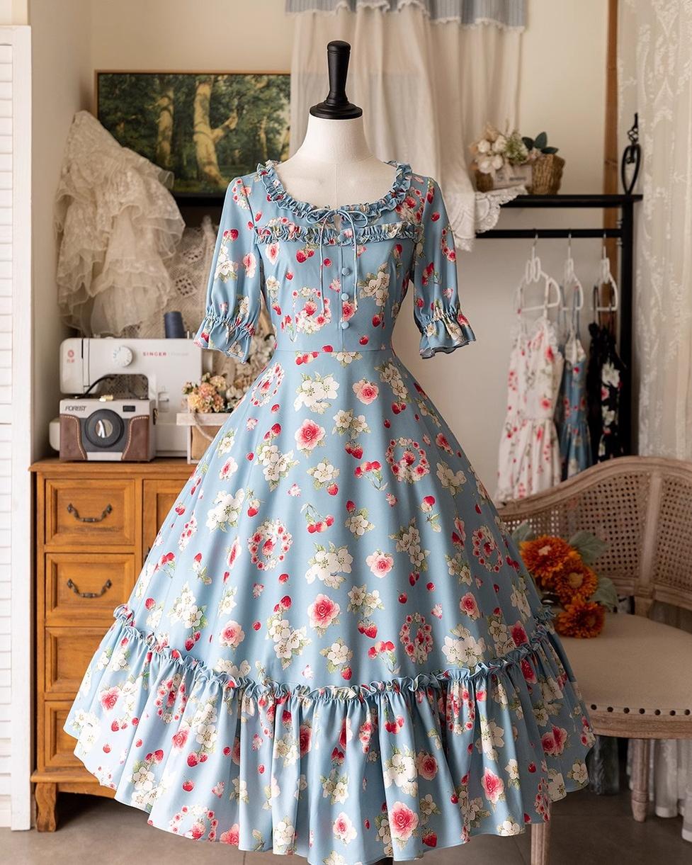 Forest Wardrobe - Summer Berry Picture Book - Vintage Lolita OP Dress Floral Print Short Sleeve Dress