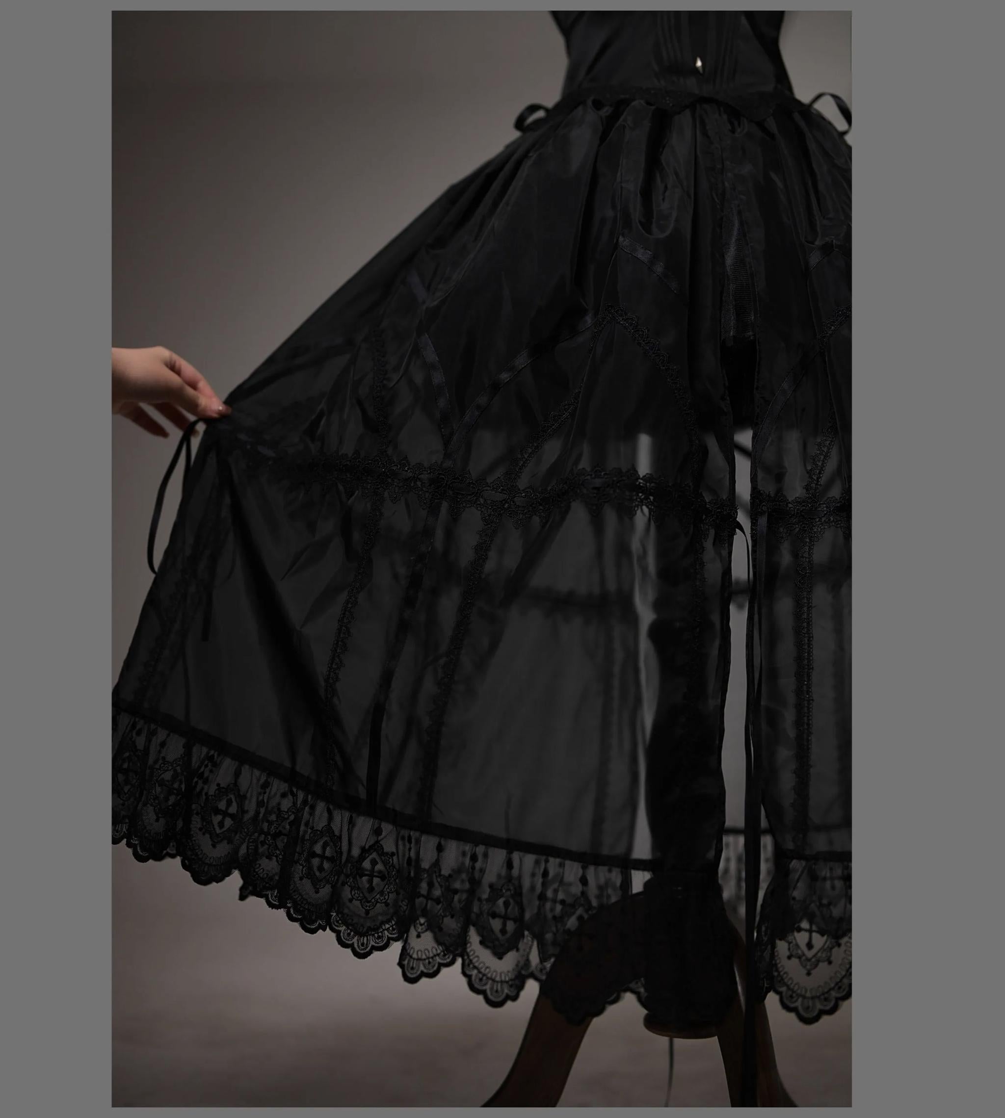 Wuyuzhe - Wolf Hunter - Gothic Lolita SK Set Halter Overskirt Cape Vest