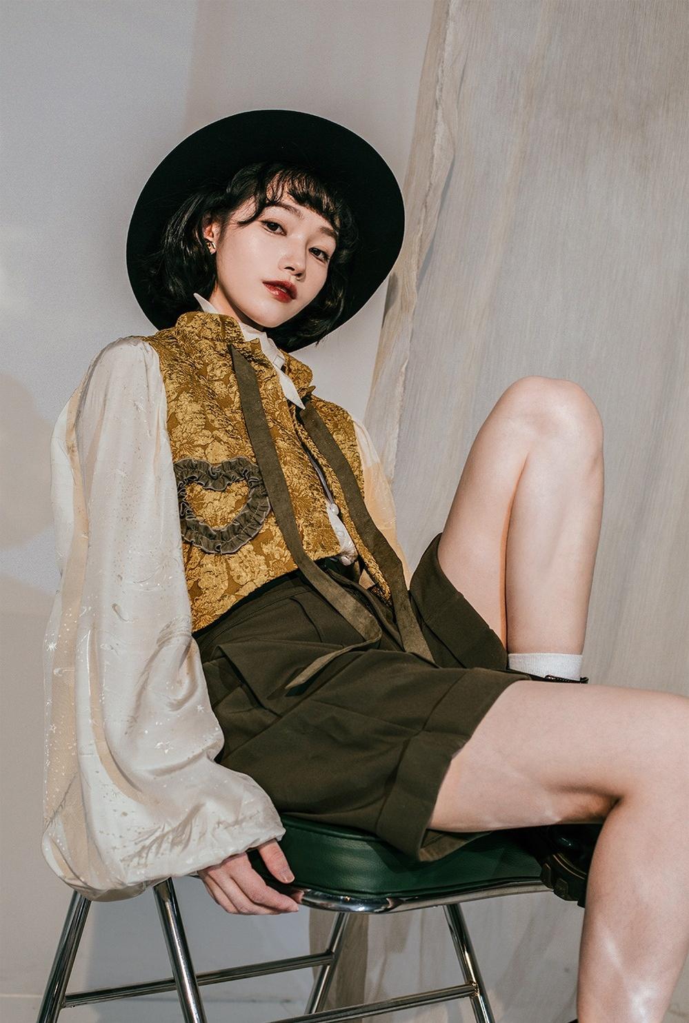 Gilded Age - Vintage Lolita Vest Suit, Oil Painting Style Skirt Coat