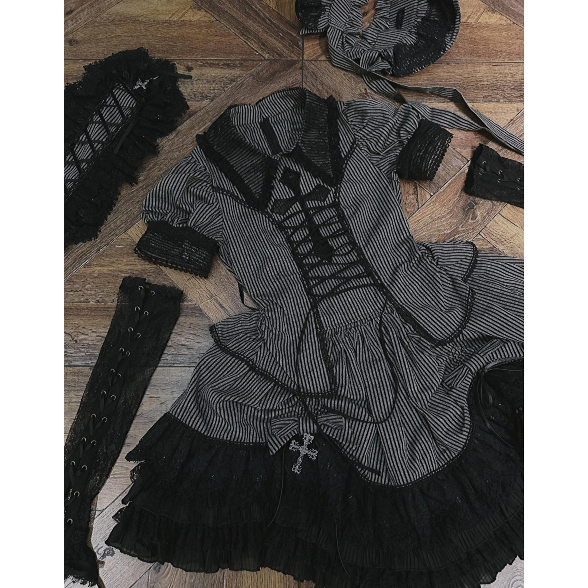 Susin Lolita - Striped Cross - Gothic Coordinated Lolita Set, Adjustable Blouse & Skirt 43331:773919