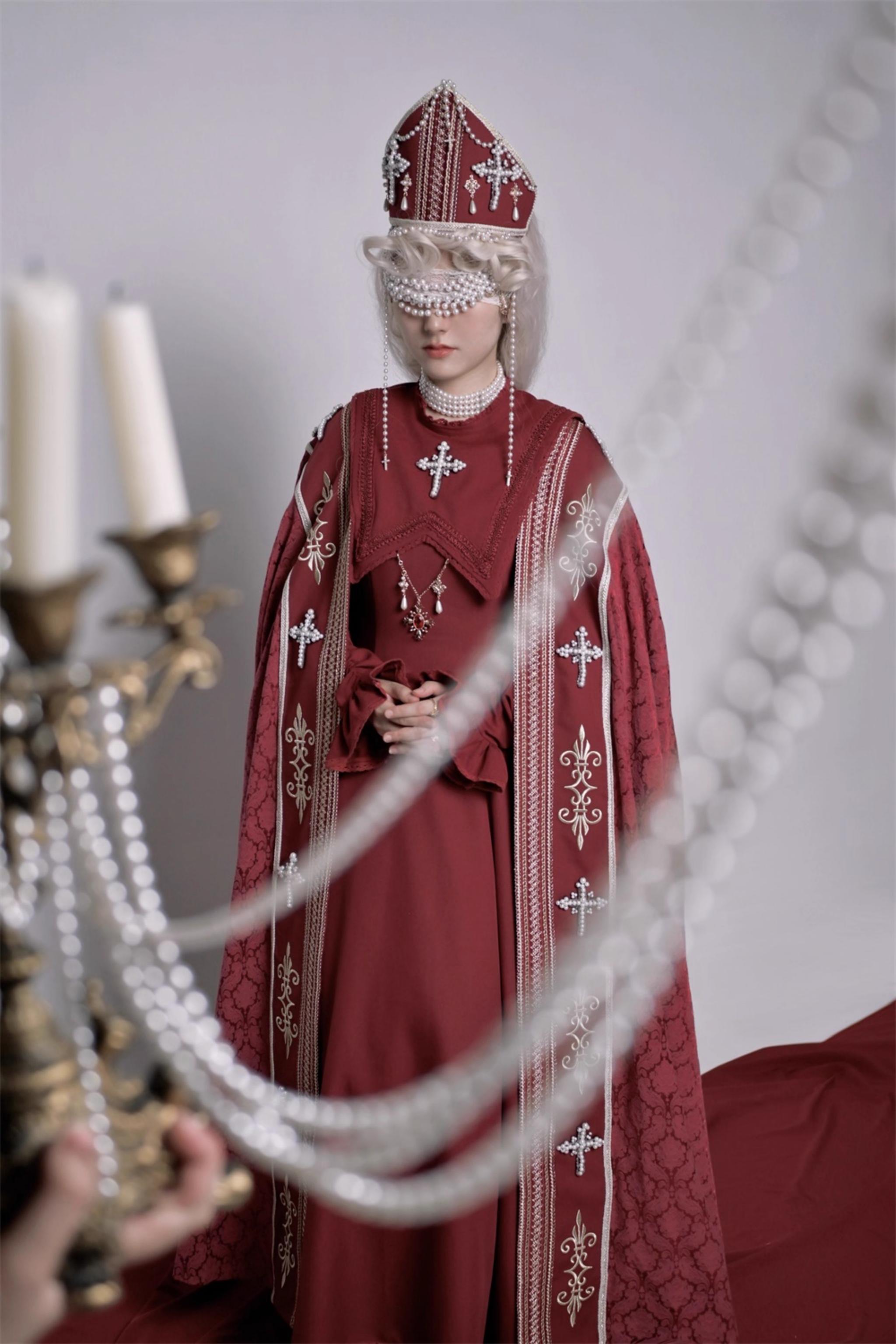 LeMiroir - Moonlit Prayer - Long Nun Lolita Bishop Cape, Cross Details