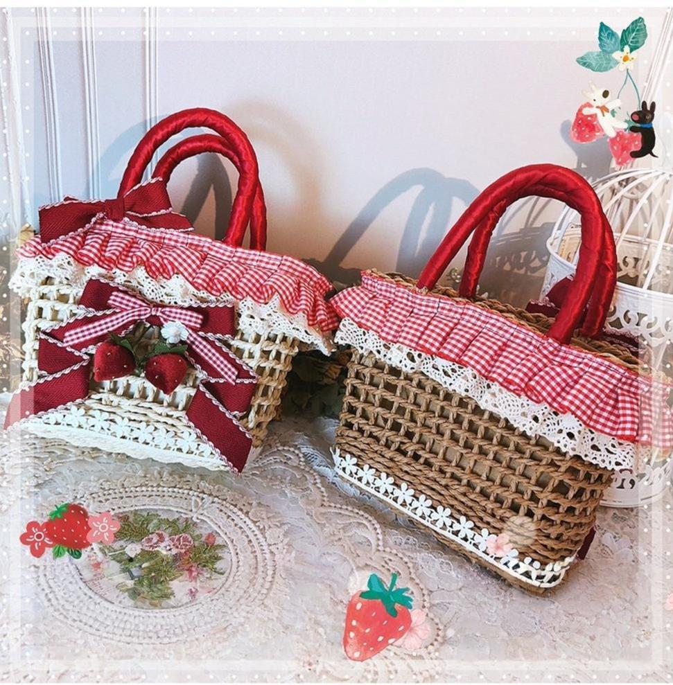 Country Lolita Straw-woven Bag, Strawberry Accent