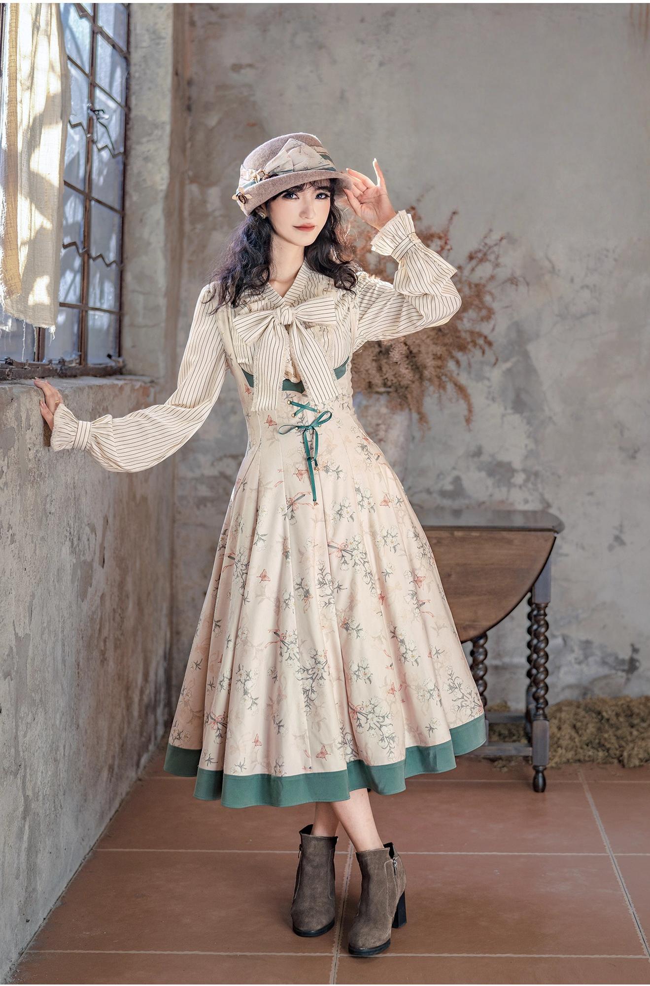 Button Bear - Winter Lily Bell - Classic Lolita Bust-Supporting JSK, Long Waisted Coat 44351:804214