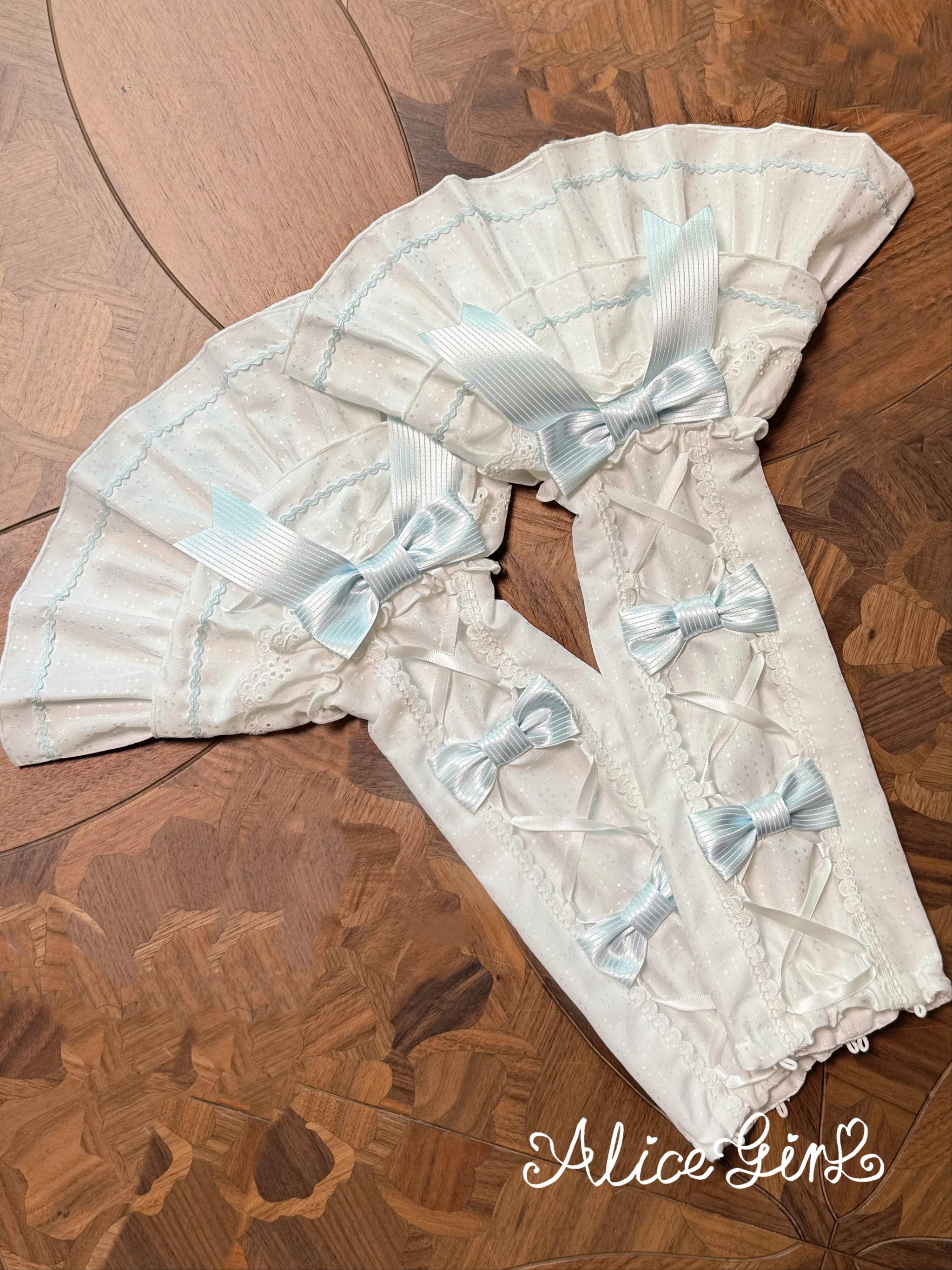 Alice Girl - Old School Polka Dots - Sweet Lolita BNT & Detachable Sleeves One Size A Pair of Detachable Sleeves / Water Blue