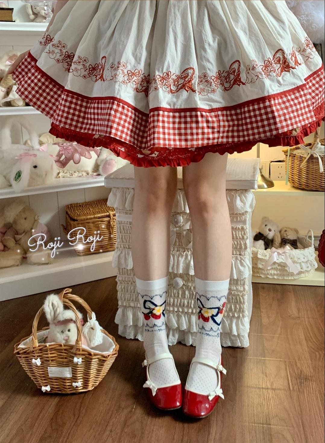 Roji Roji - Sweet Lolita Socks, Strawberry Print 43768:785086