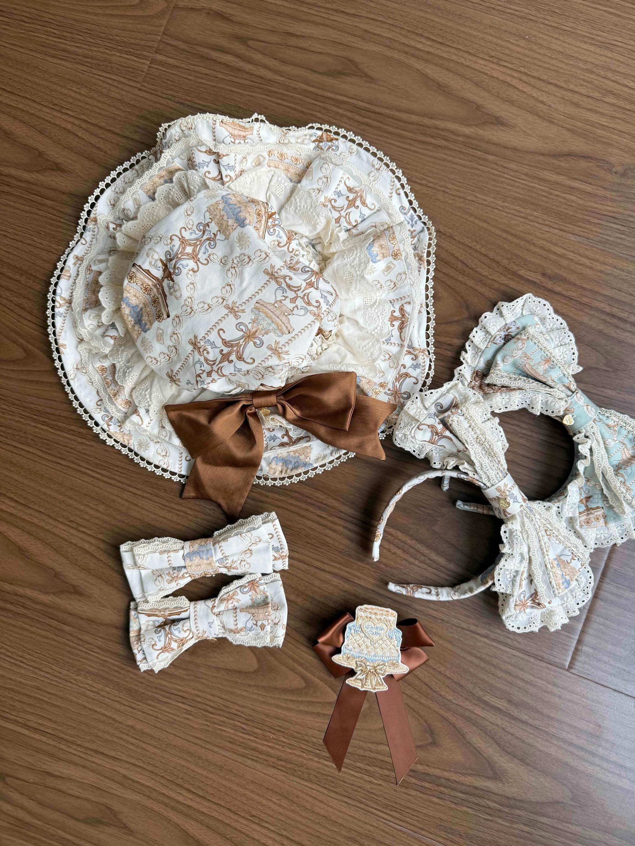 Wendy's Wardrobe - Macaron Bear - Kawaii Lolita Headdress, Bear & Dessert Inspired An Ivory Hat