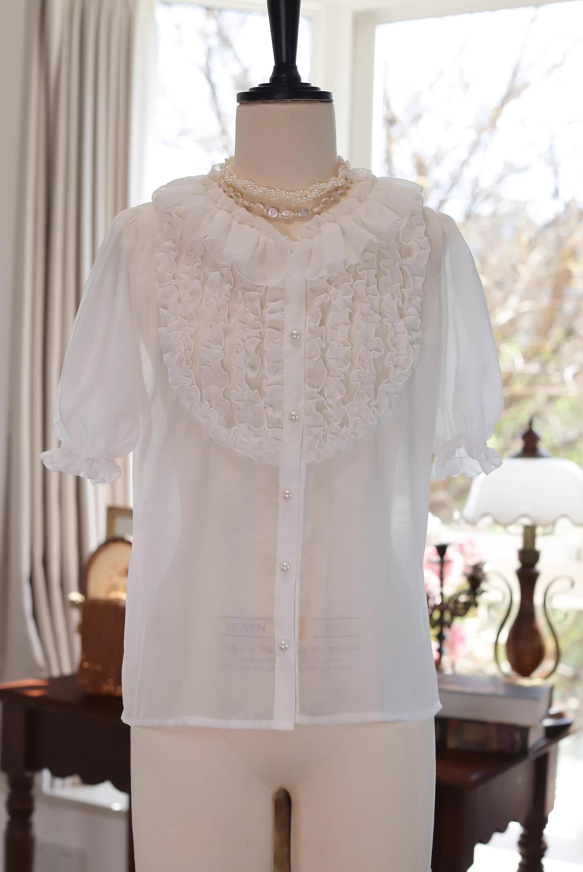 Marguerite Daisy - Classic Lolita Short Sleeve Blouse, Ruffle Collar Milky White Blouse S