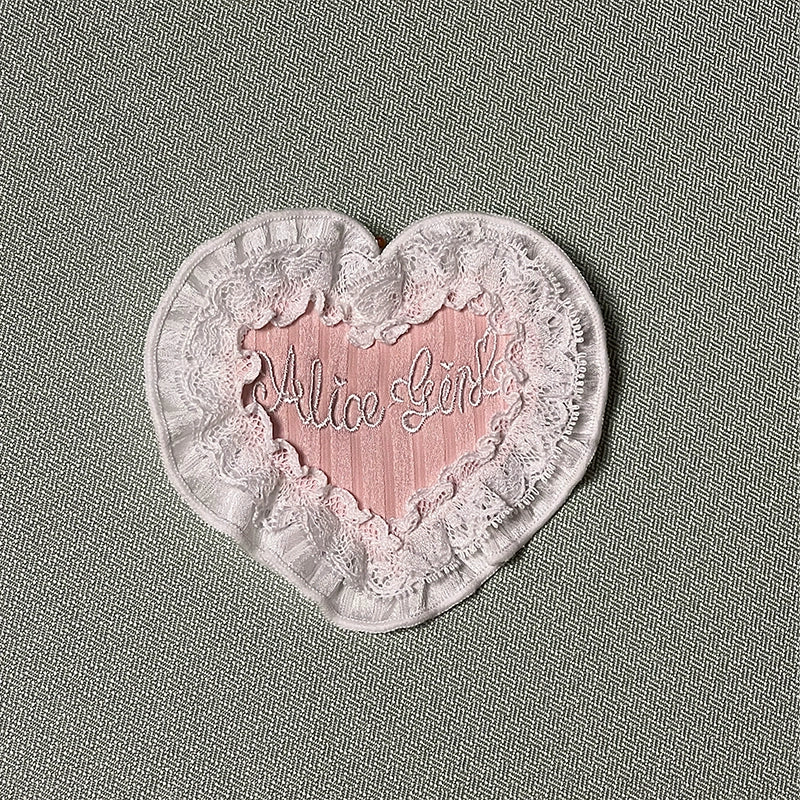 Alice Girl - Arrogant Miss - Heart-Shaped Lolita Brooch with Lace and Embroidery Pink