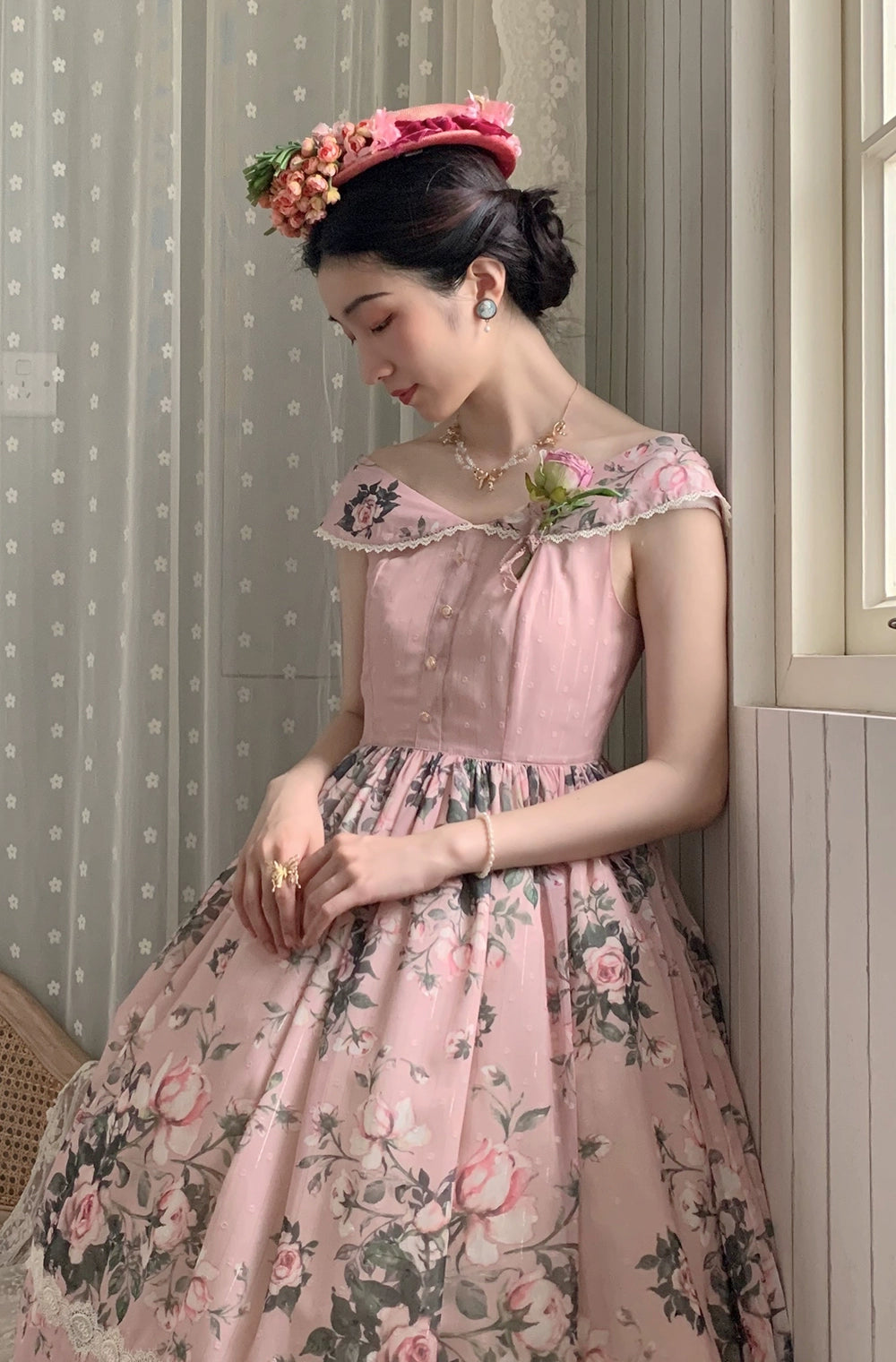 Miss Point - French Rose - Elegant Lolita JSK Dress