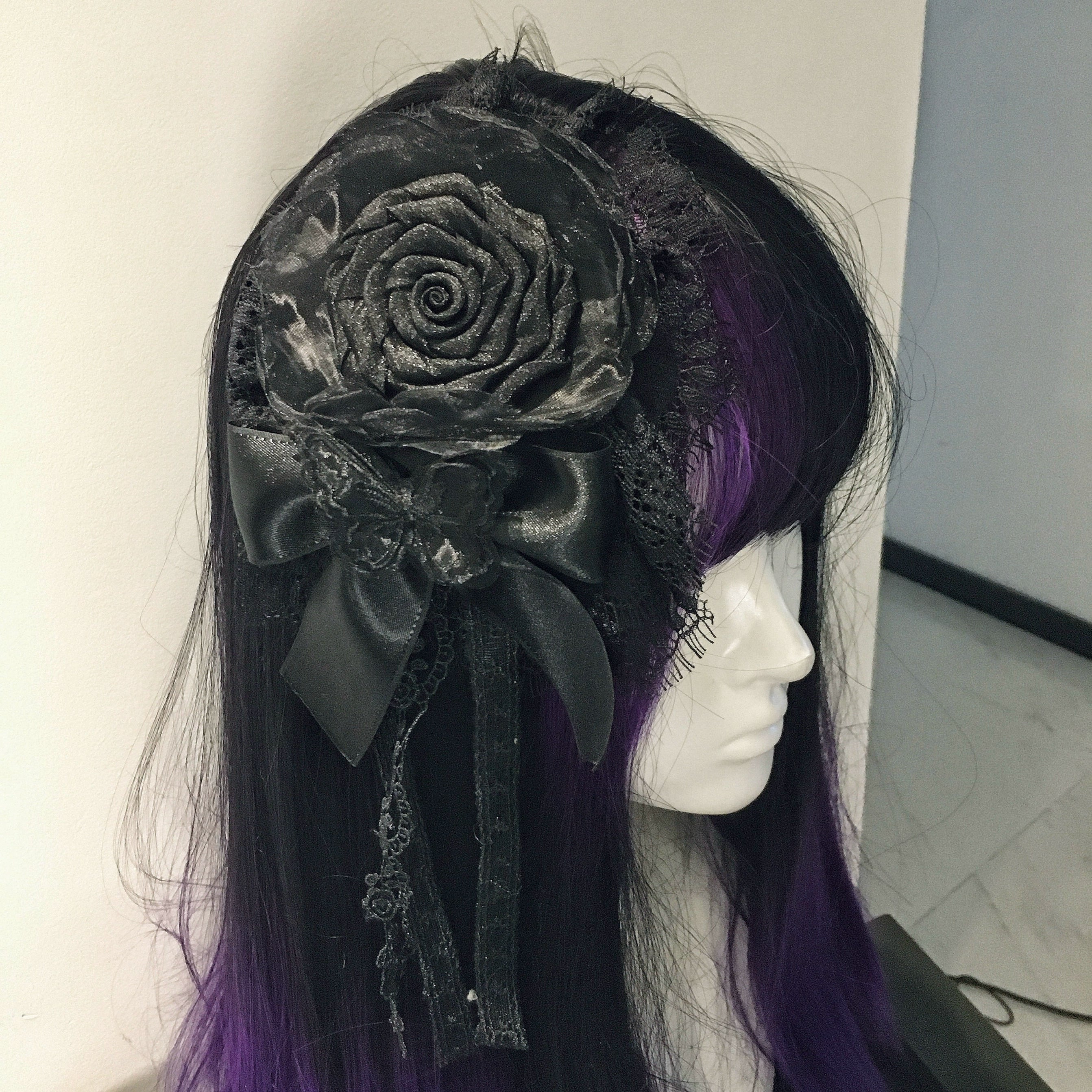 The Original Witch - Gothic Lolita Dress Fishbone Lifting Corset SK Shirt Flower Headdress Only (One Size and is not available for purchase separately) S
