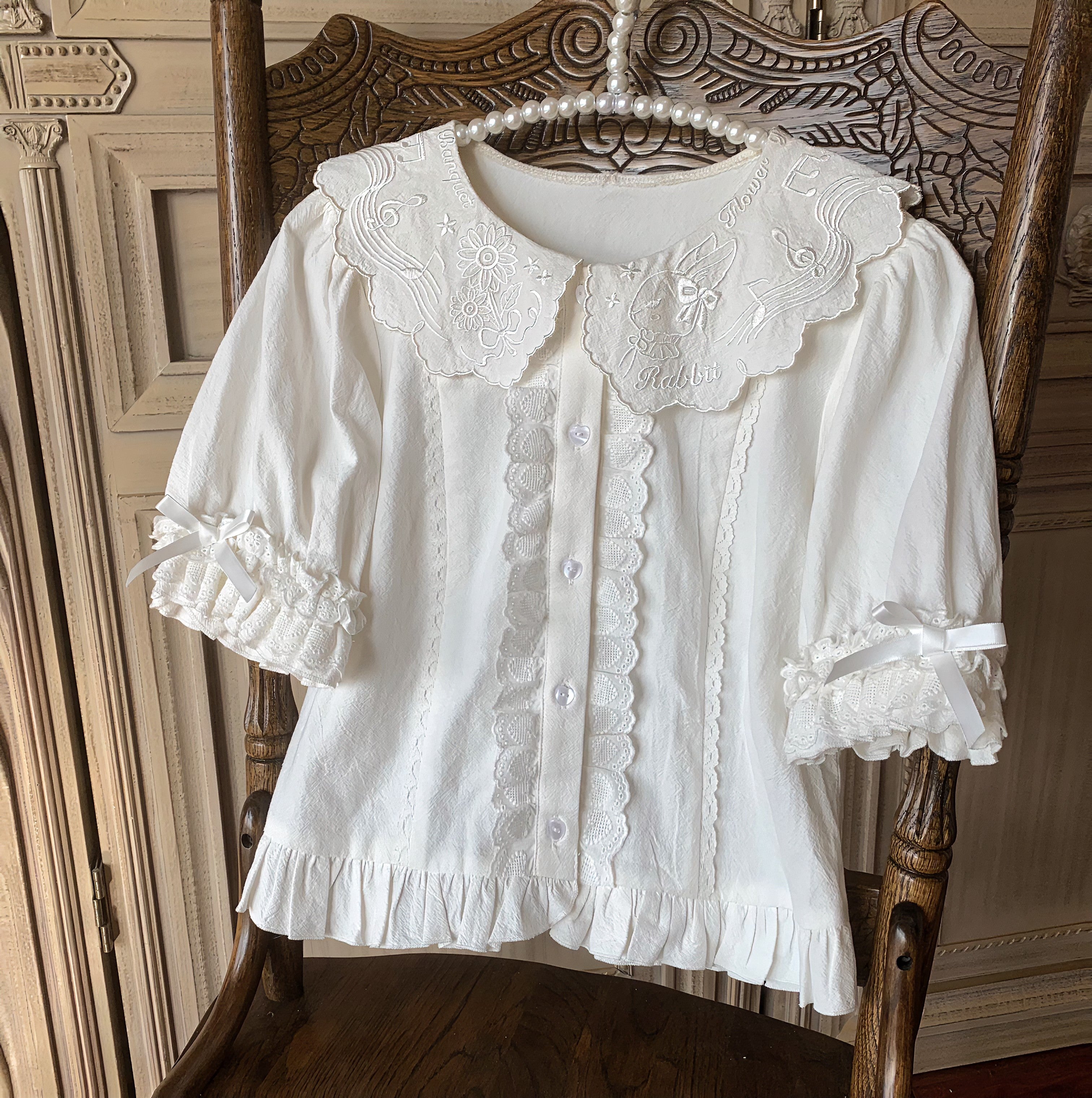 Flower Banquet - Kawaii Lolita Cotton Bunny Embroidery Blouse XS white (short sleeve)