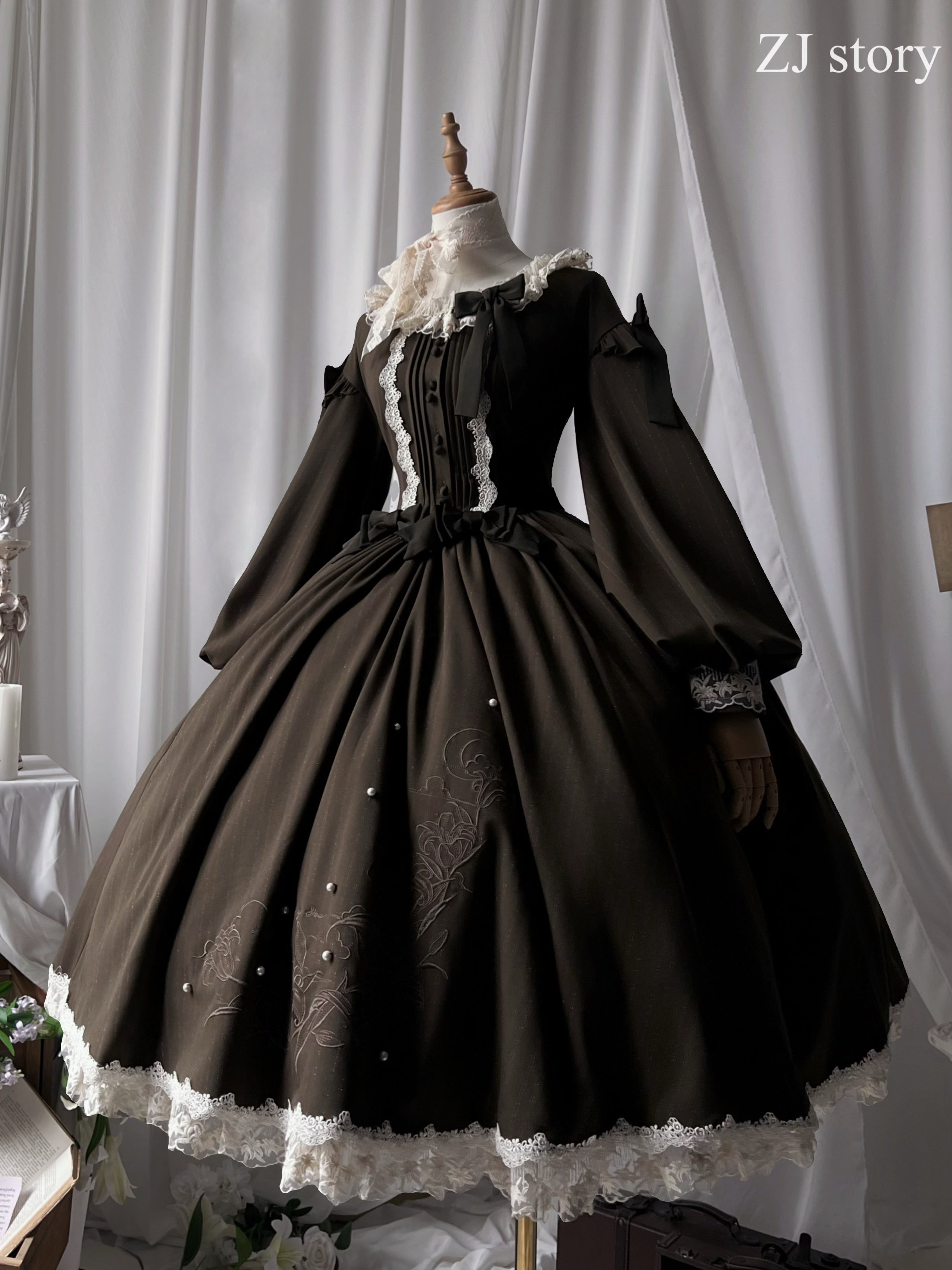 Embroidered Classic Lolita OP Dress, Lace Trim Shirt (L M S XL) 45209:840219