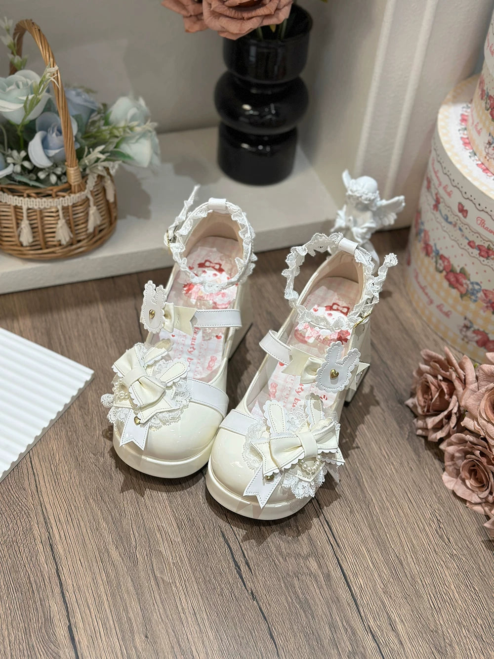 Sweet Bunny Tea Party - Sweet Lolita Chunky Heels Shoes, Bunny-ear Bow Decoration (漆皮米白 / 34 35 36 37 38 39 40) 44839:825355
