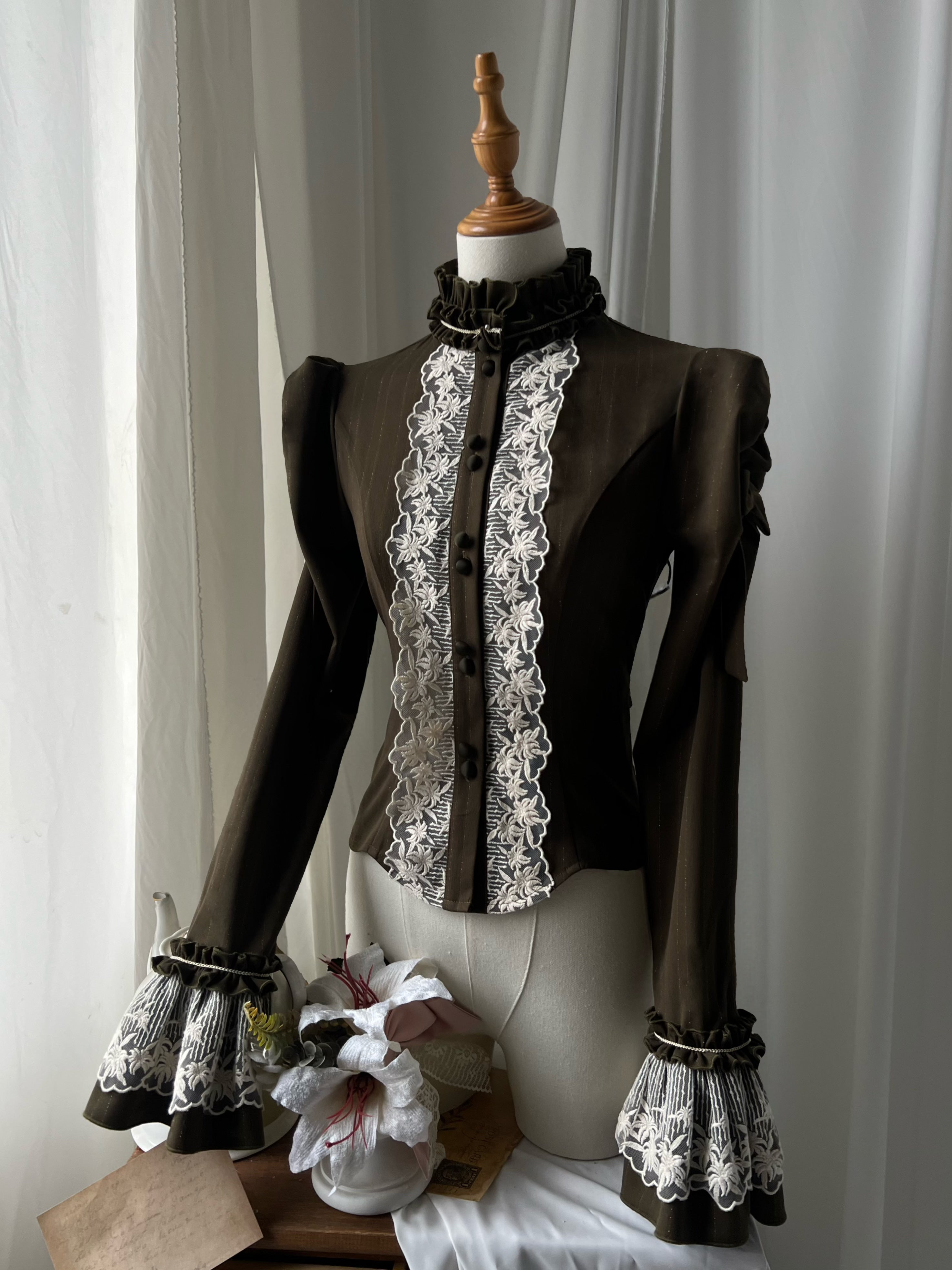 Embroidered Classic Lolita OP Dress, Lace Trim Shirt (L M S XL) 45209:840243