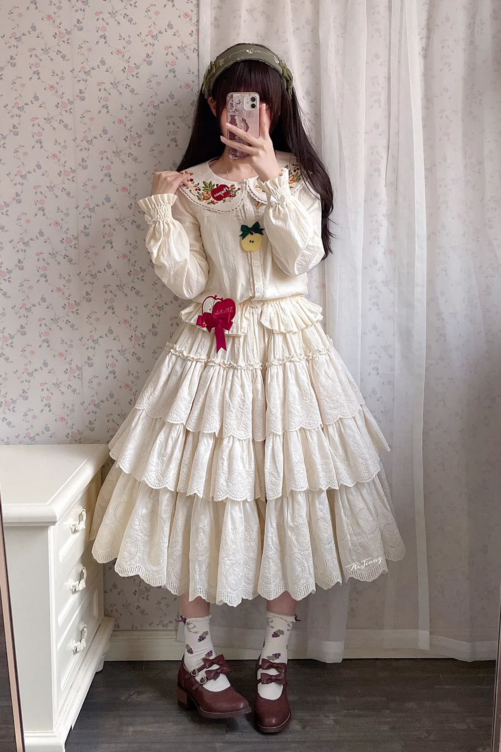 Miss Point~Fat Fox in the Forest~Sweet Lolita Shirt Embroidered Collar Customized Blouse 37104:551304