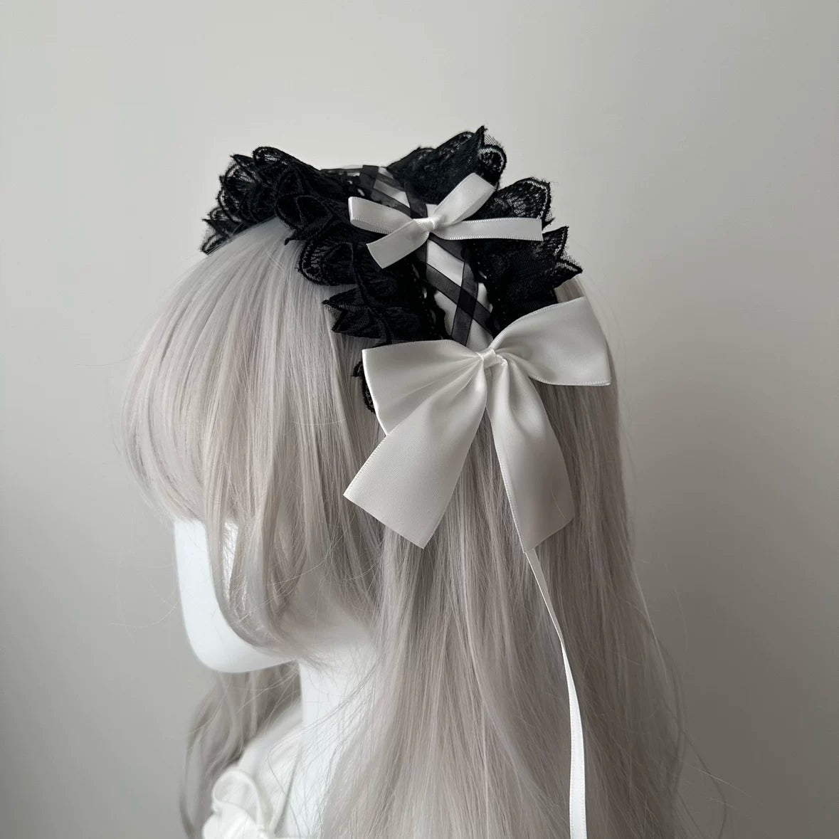 Sweet Lolita Lace Headbands, Ribbon & Bow Black lace with white bow headband