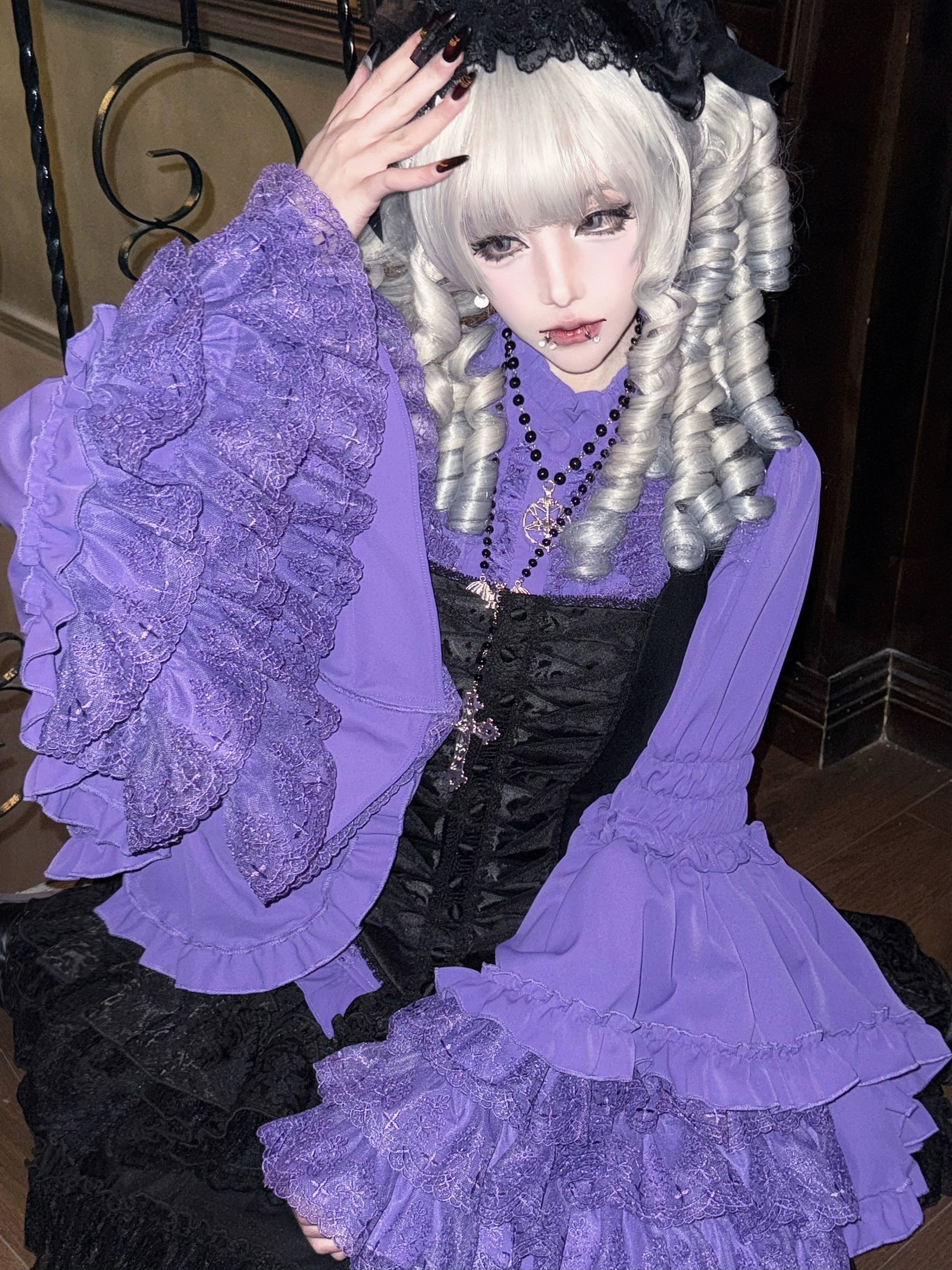 Twilight Zone - Gothic Lolita Blouse, Lace Hime-sleeve