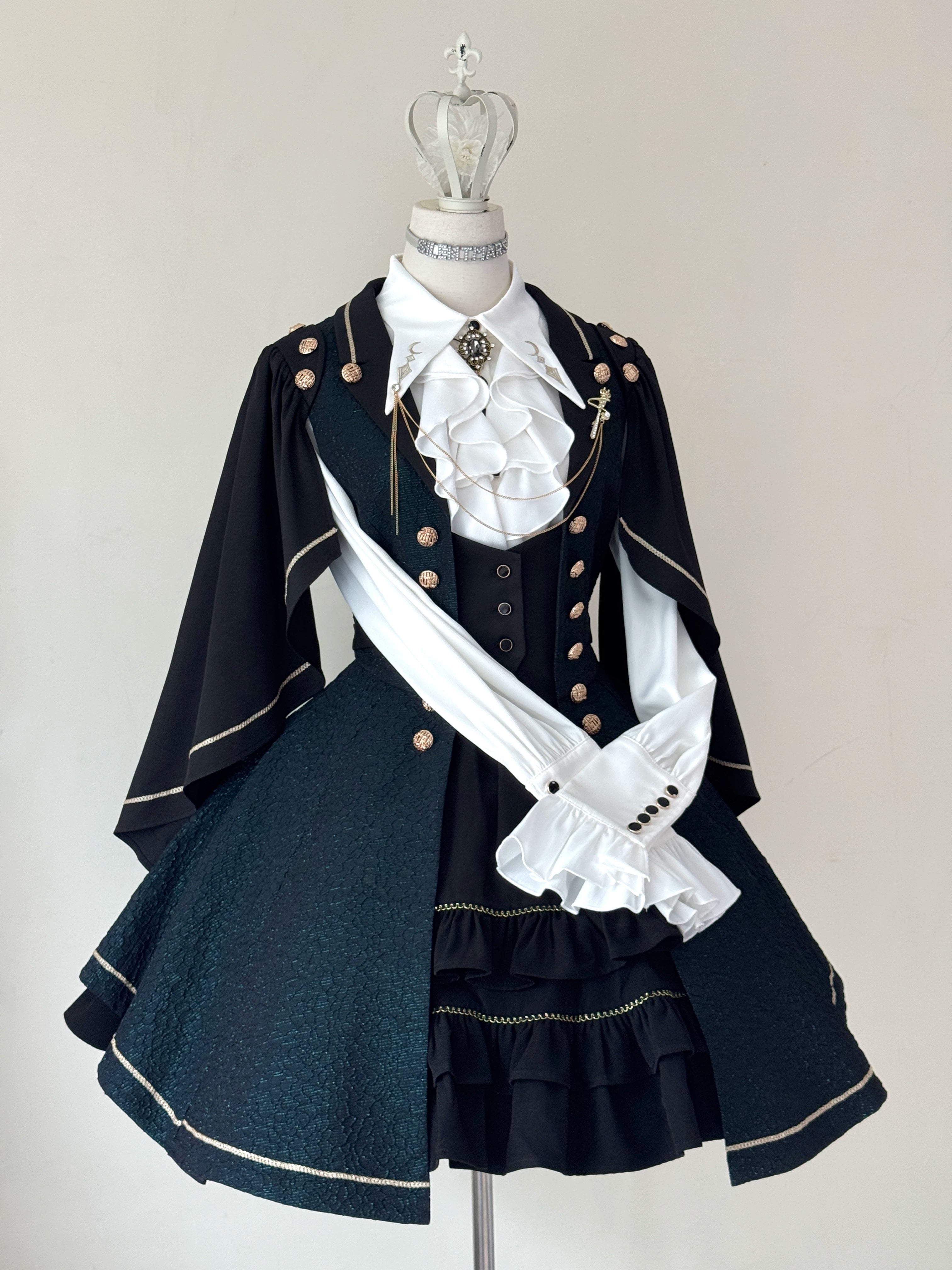 Fallen Moon Code - Retro Military Lolita Capelet-Sleeve Set: Vest, Skirt & Pants Black x Green - Vest Coat Only S