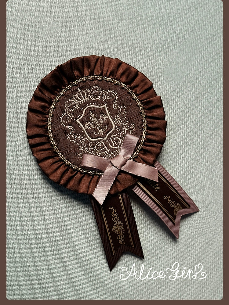 Alice Girl - Bear Chocolate Slab - Jacquard Classic Lolita Accessories One Size Chocolate Brown with Champagne Bow - Badge