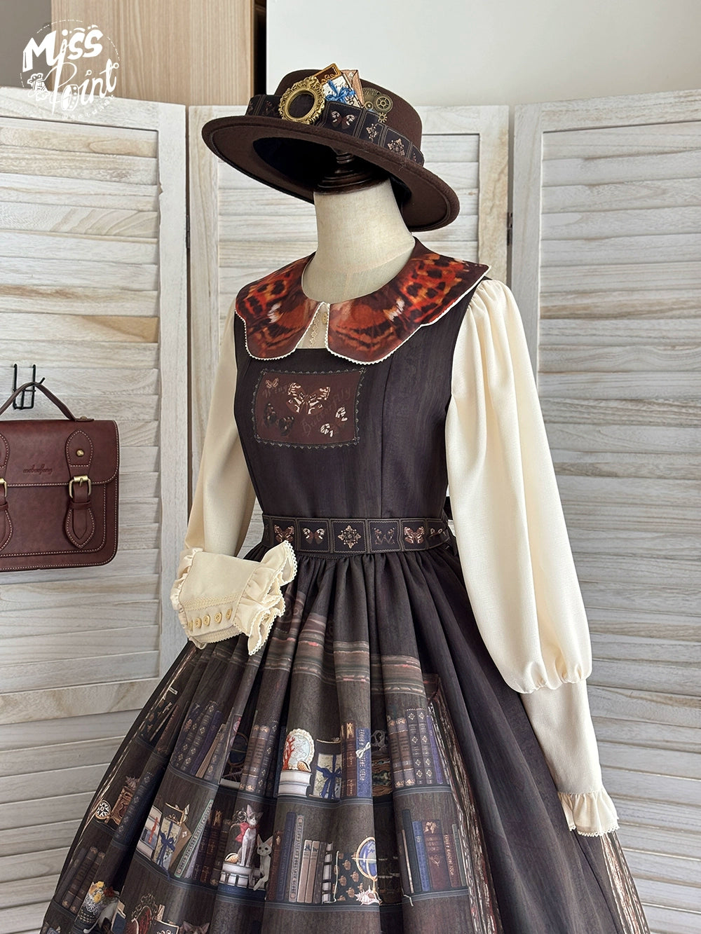 Miss Point - German Bookshelf - Classic Lolita Blouse, Butterfly-Shaped Collar 44025:791997
