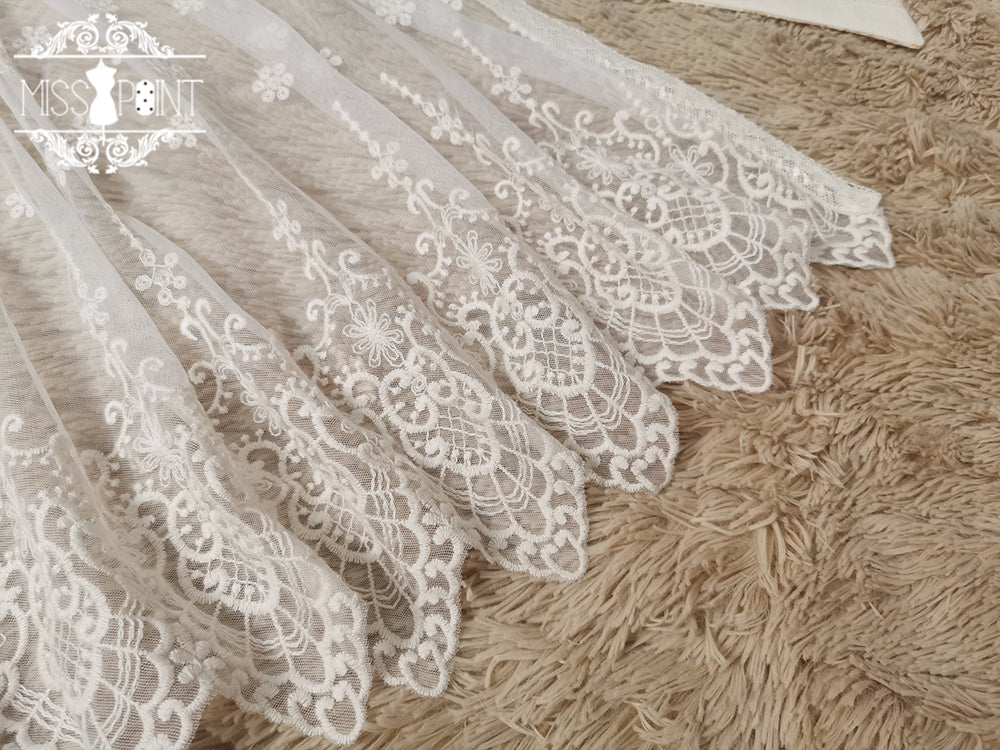 Miss Point - Rich Hymn - Lolita Bavarian Countryside Lace Embroidery Apron