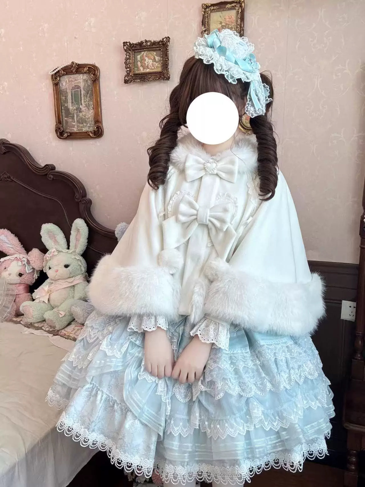 Small Snowball - Sweet Lolita Faux Fur Cape Coat, Pom-pom & Bow 45920:868029