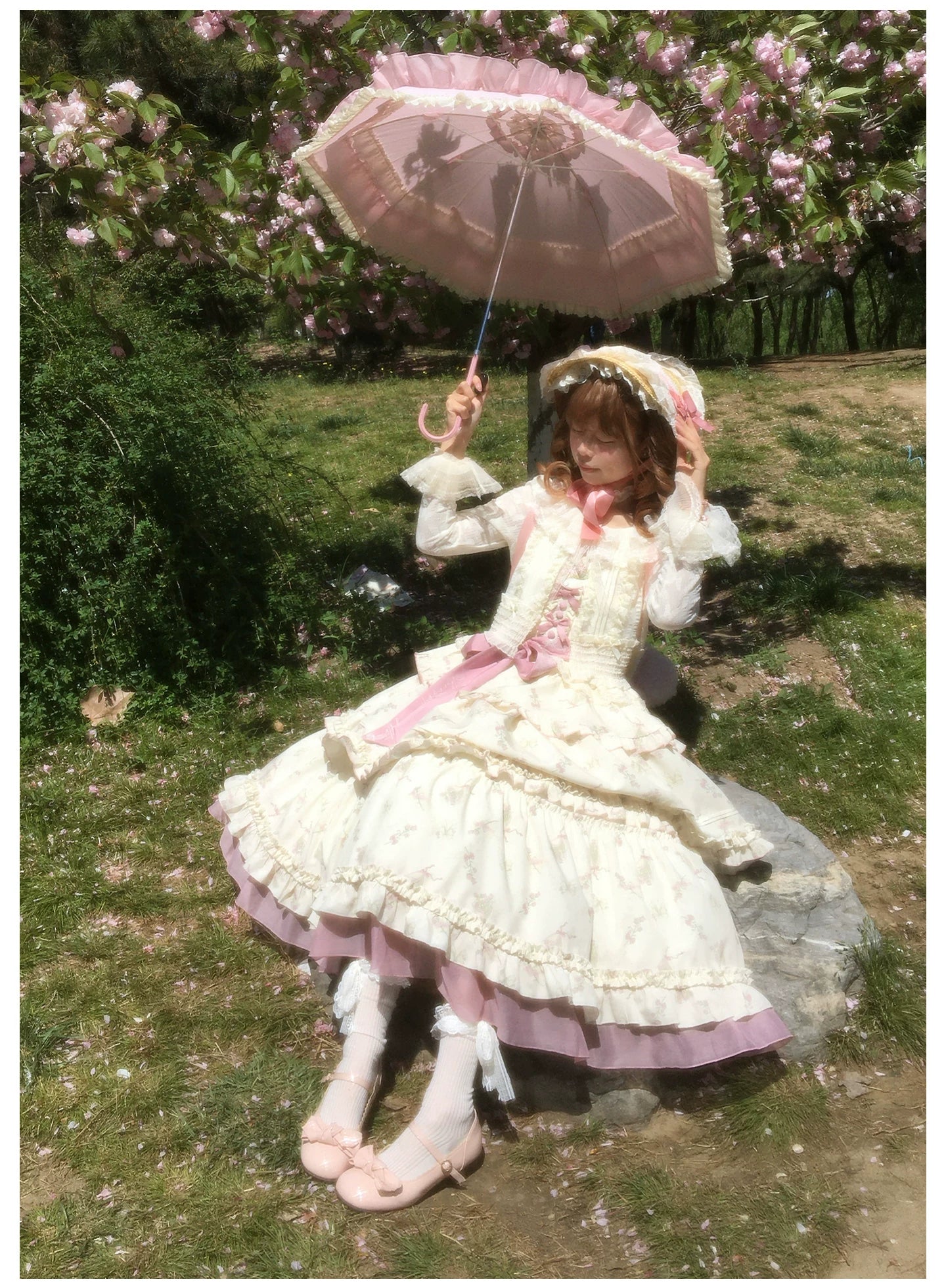 Fragrant Reminiscence - Classic Lolita Embroidered Collar Dress, Bellflower Print