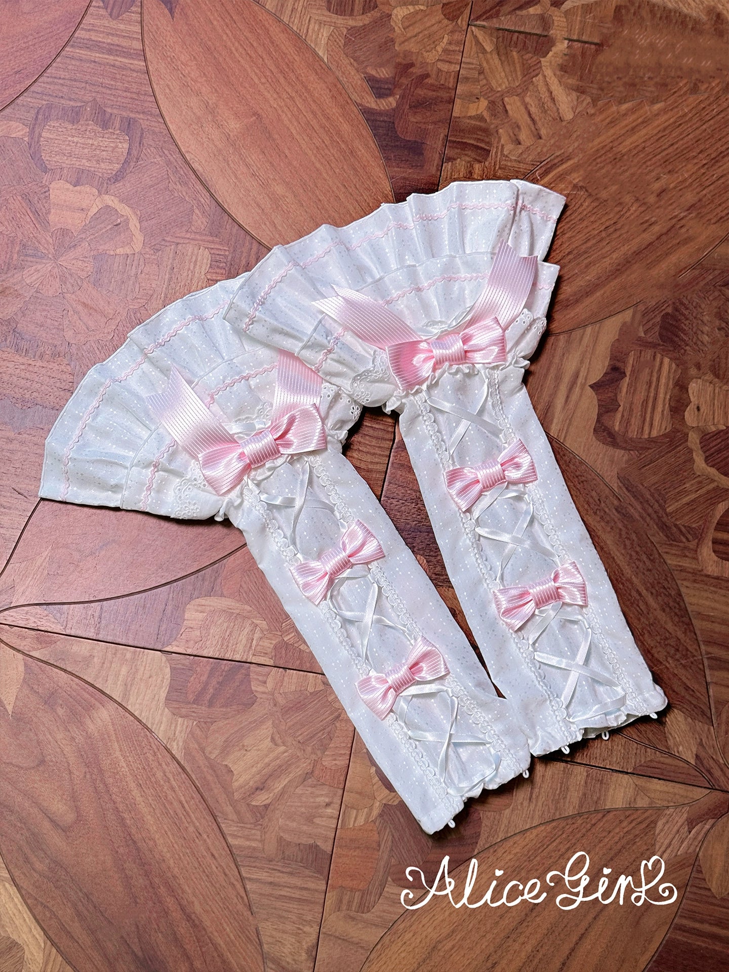 Alice Girl - Old School Polka Dots - Sweet Lolita BNT & Detachable Sleeves One Size A Pair of Detachable Sleeves / Pink