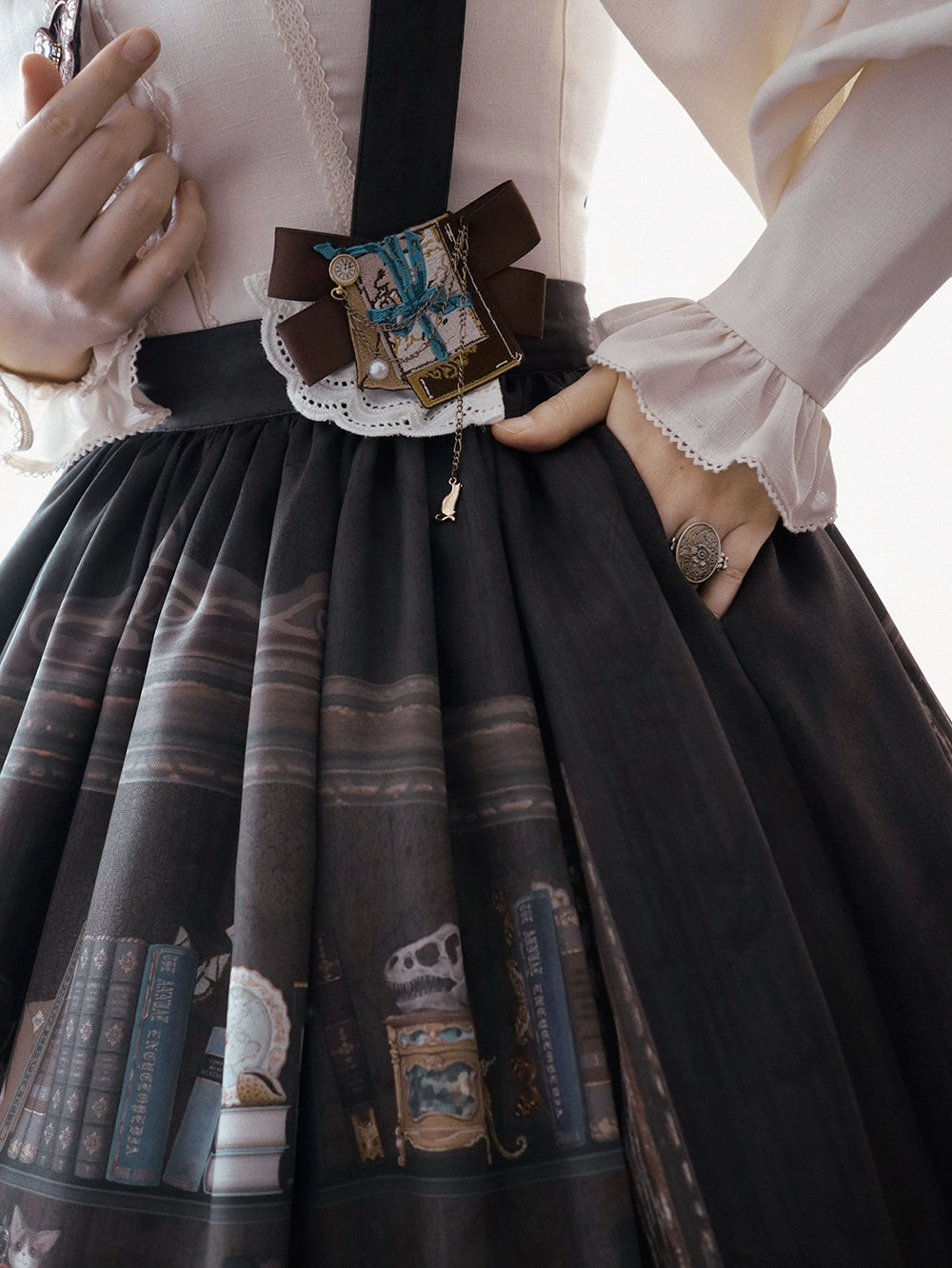 Miss Point - German Bookshelf - Classic Lolita SK, Detachable Suspenders 44026:791858