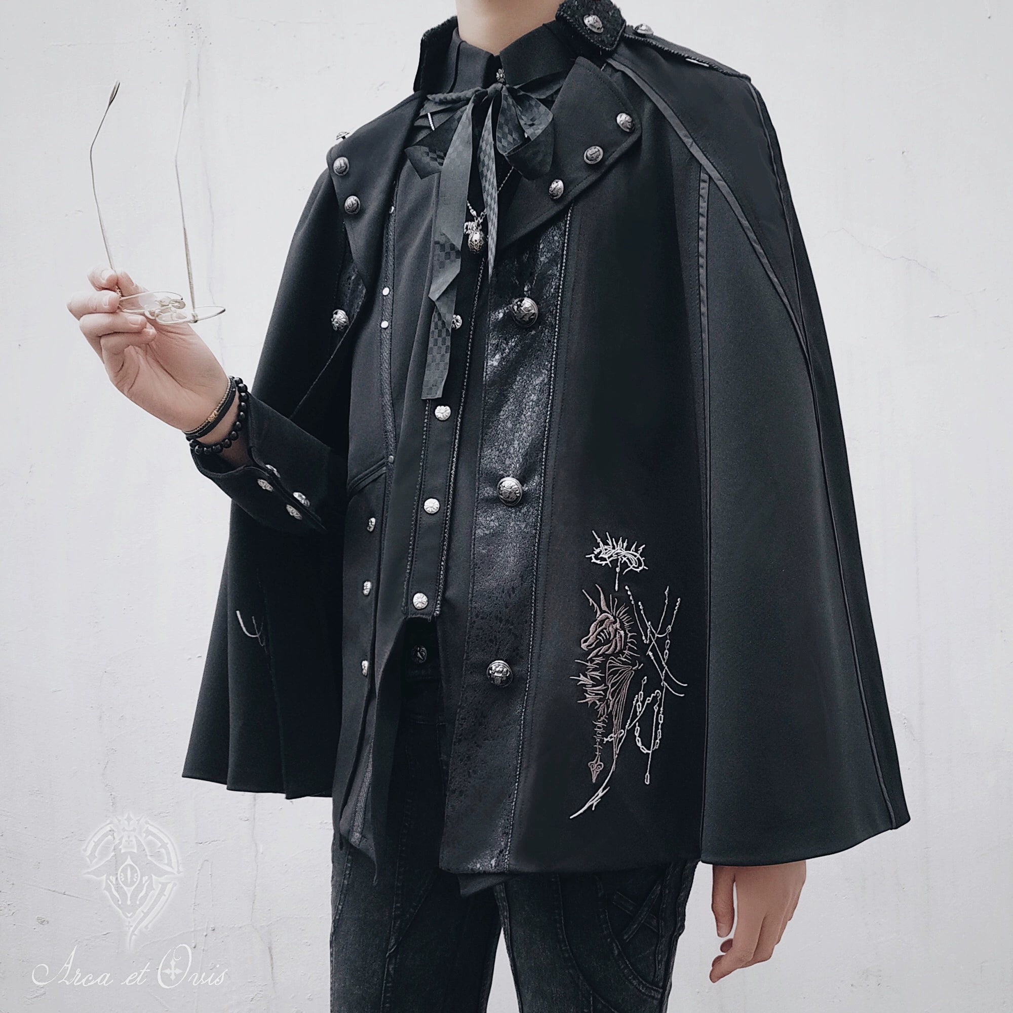 Arca et Ovis - Checkers - Gothic Lolita Cloak Ouji Lolita Spring Autumn Cape small (female) black embroidered cloak long version