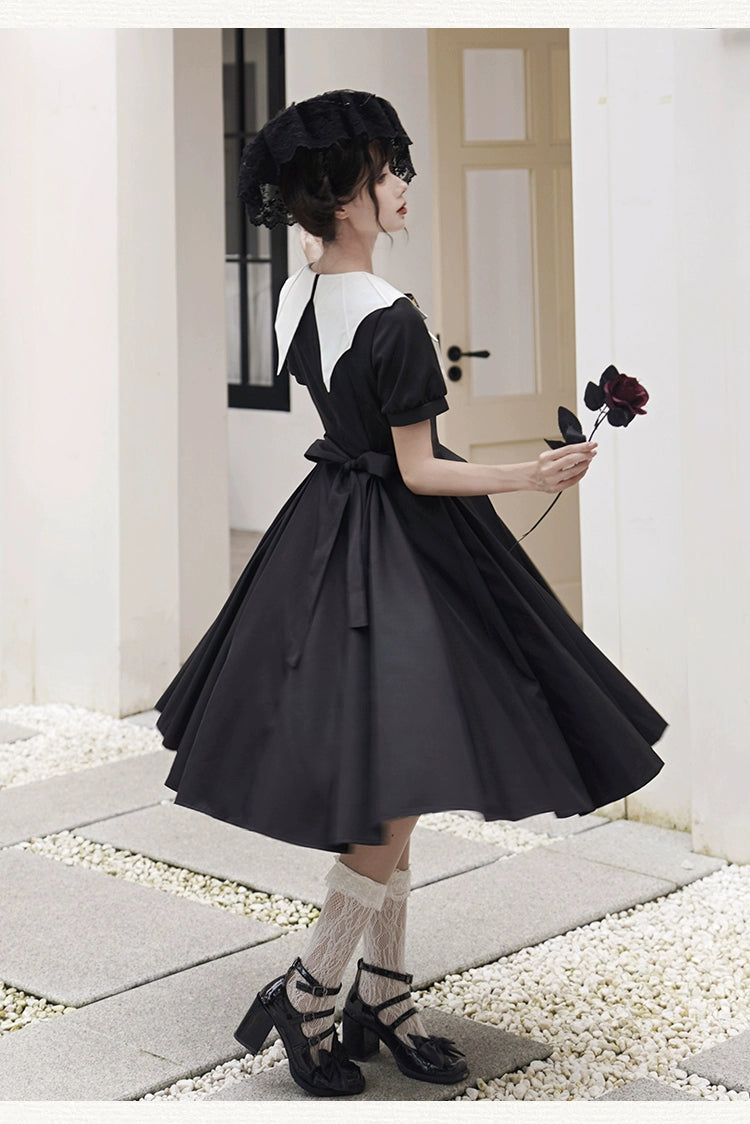 Forest Fluorescent Carps - The Rain of London - Elegant Lolita OP Dress, Bat Wing-Shaped Neckline