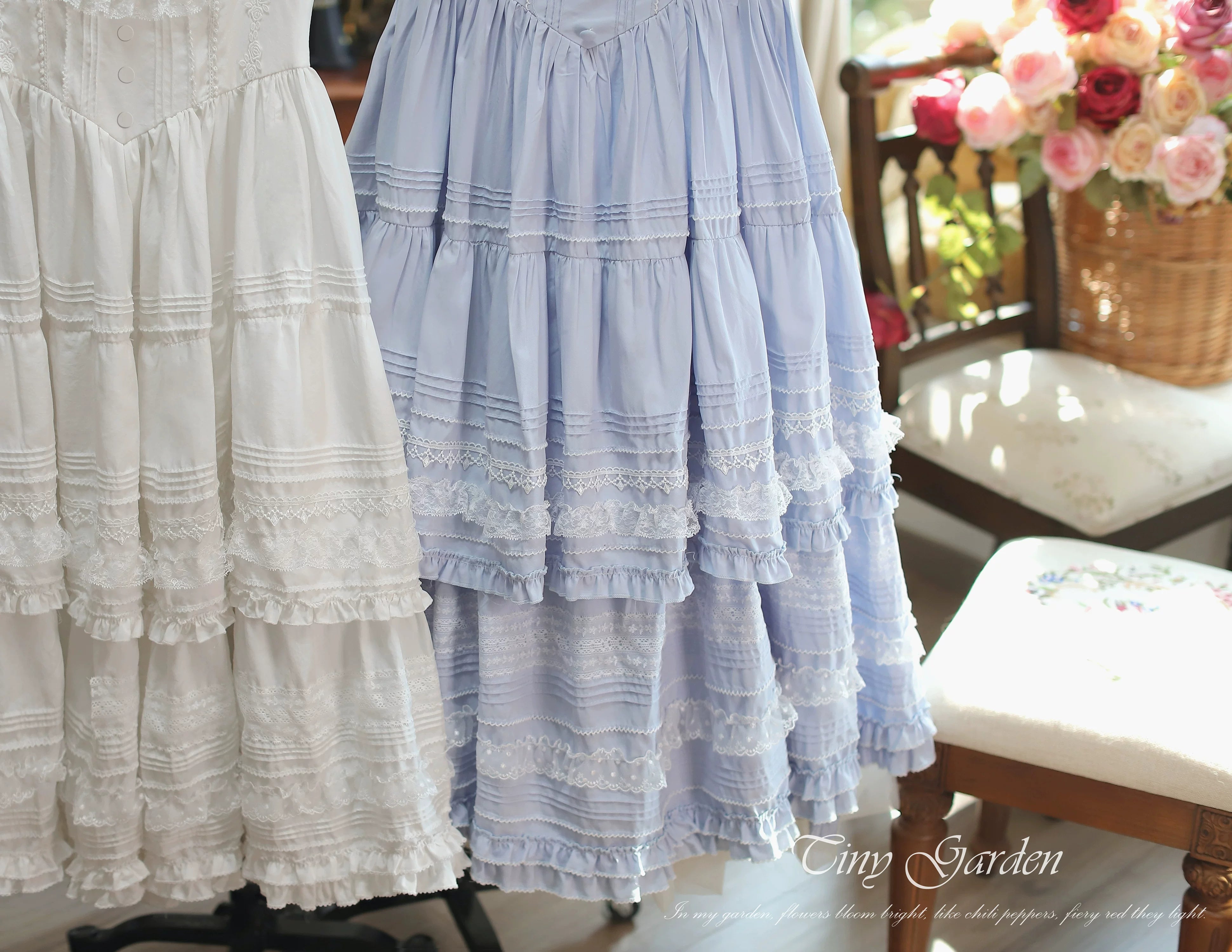 Marguerite Daisy - Classic Lolita Bust-supporting JSK Dress, Layered Lace