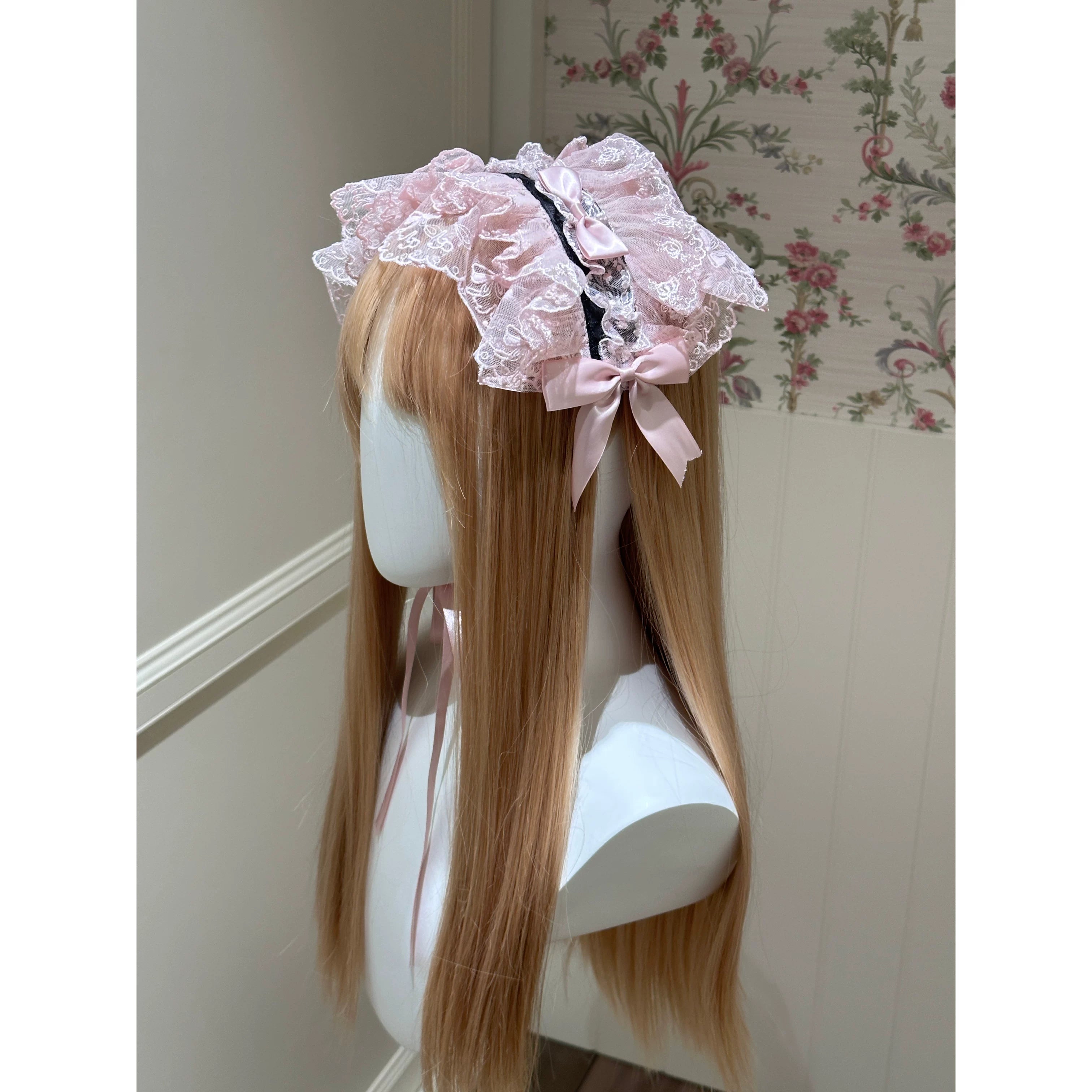 Satin Gift Box - Sweet Lolita JSK Dress, Bows and Layered Lace