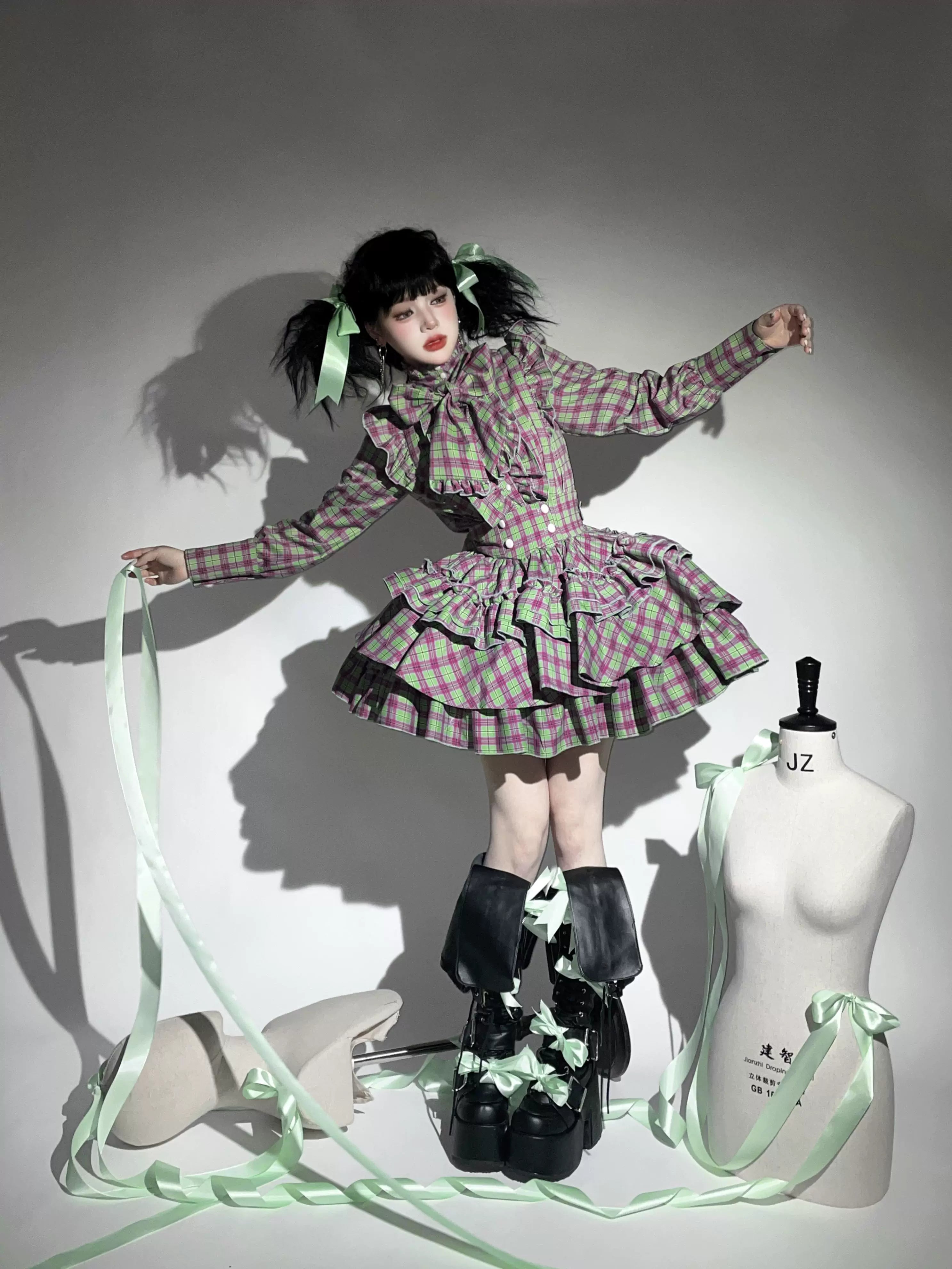 Humanoid Gift Box - Plaid Gothic Lolita Blouse & SK 44028:792578