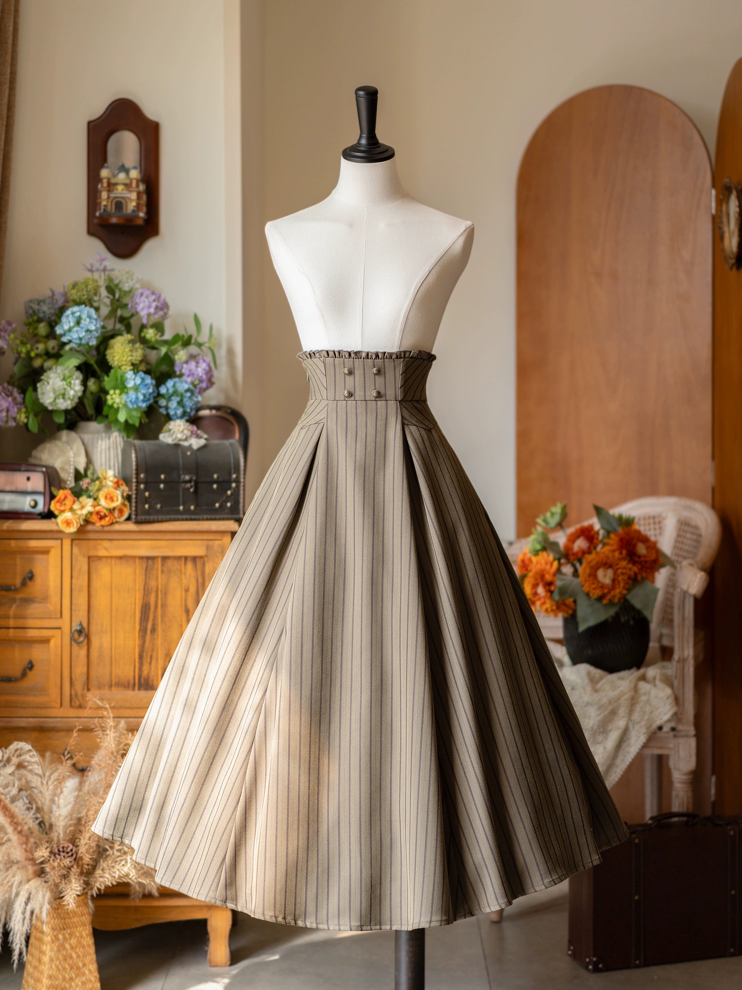 Forest Log - Classic Lolita Fishbone Striped Skirt, Side Pockets Olive Green S
