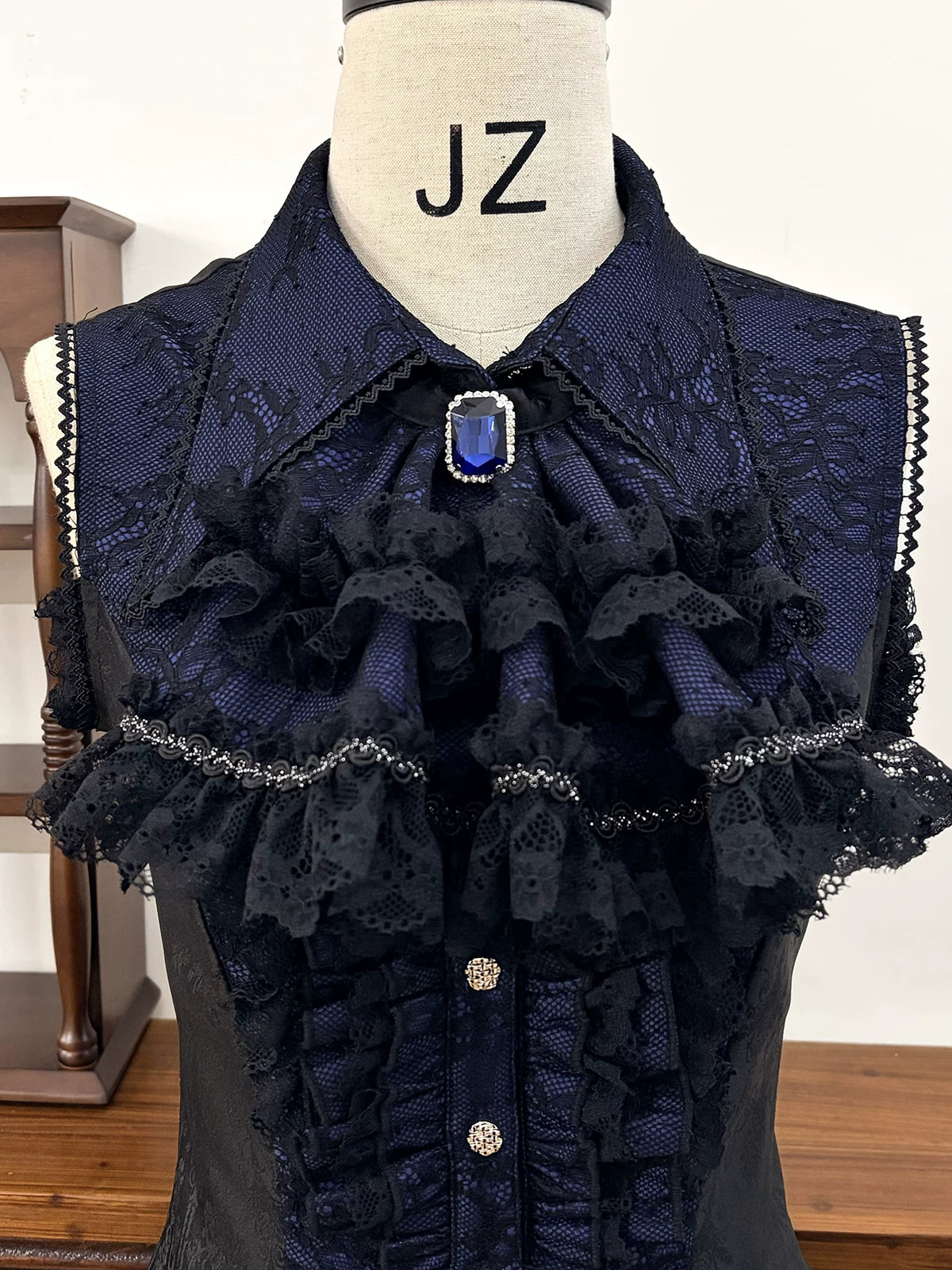 Chill Rice - Jacquard Sleeveless Ouji Lolita Blouse, Lace Accent 44800:822385