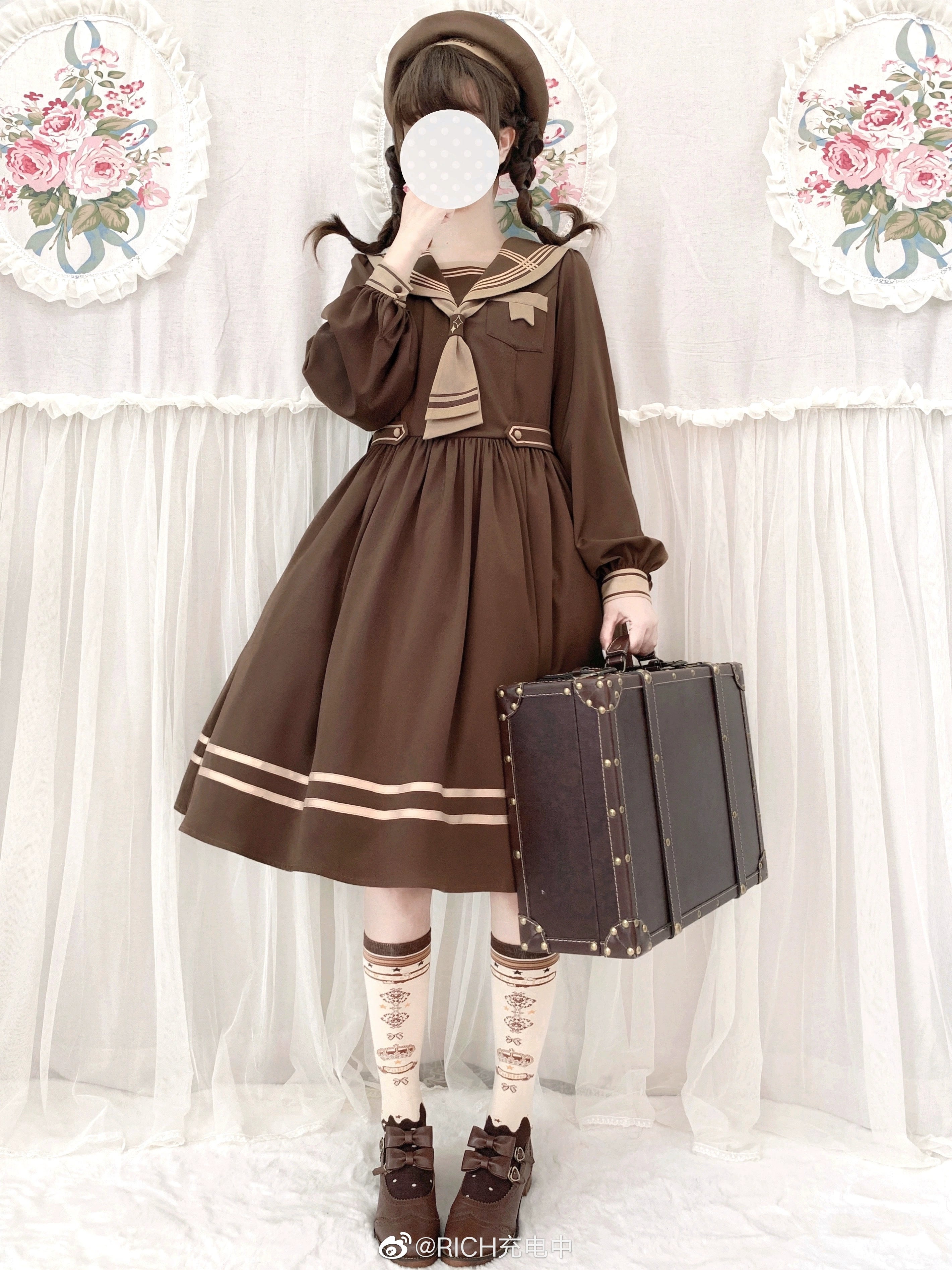 Yukines Box - Retro Lolita Chocolate Color Cotton Socks