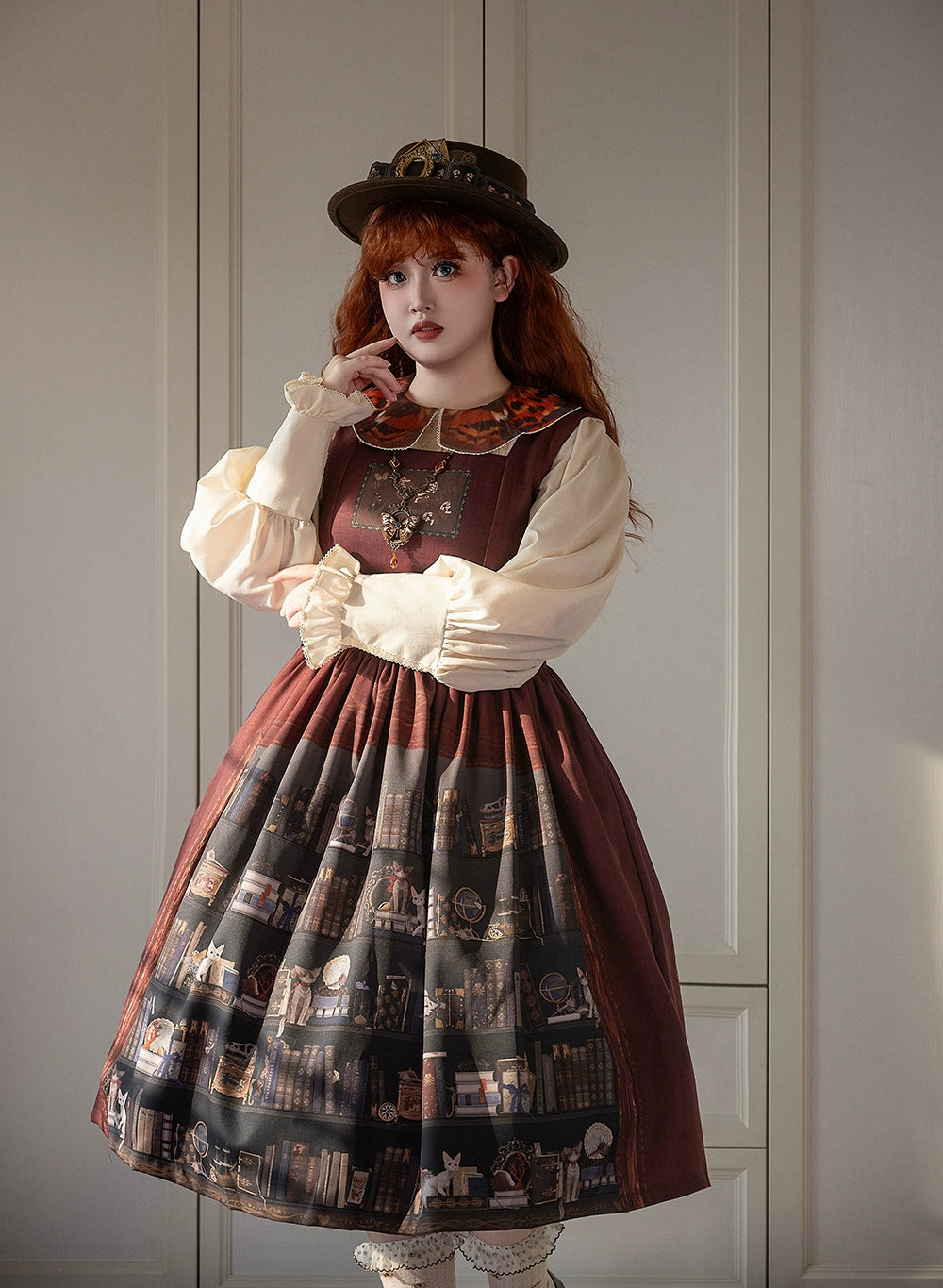 Miss Point - German Bookshelf - Classic Lolita Blouse, Butterfly-Shaped Collar 44025:792007