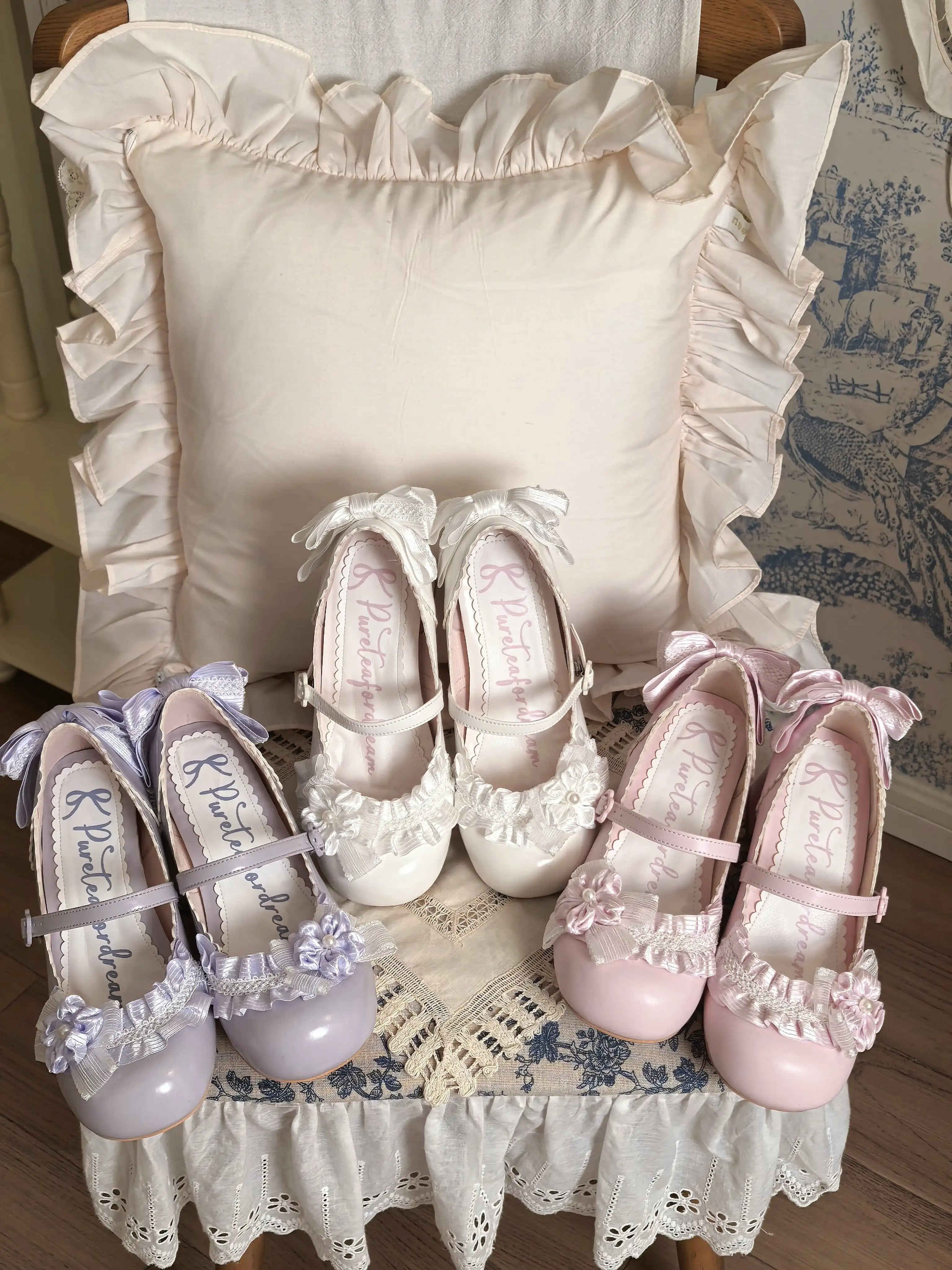 Moonlit Sakura - Sweet Lolita Round-toe Heel Shoes, Floral Accent 45385:845950